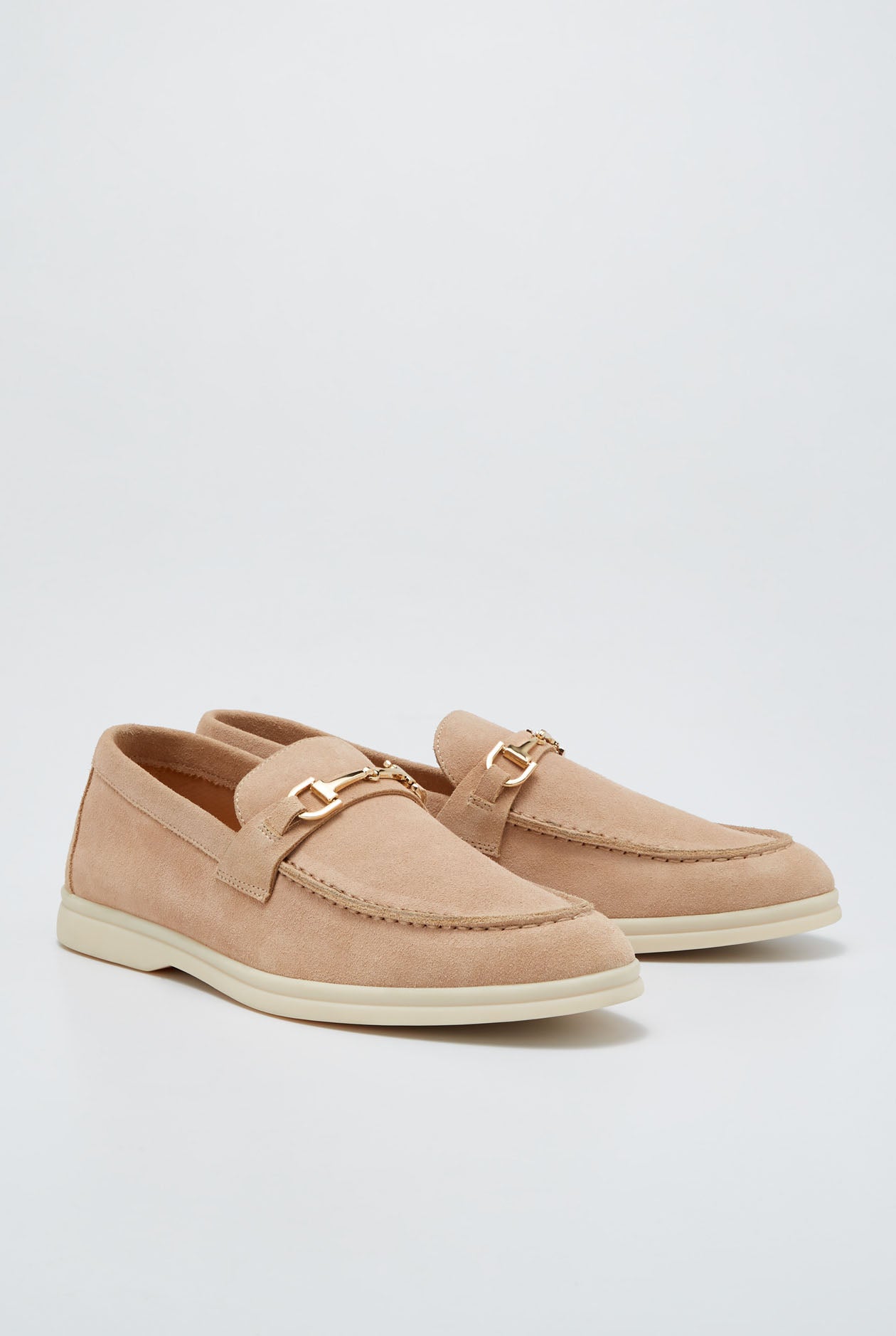 CLASSIC LOAFERS