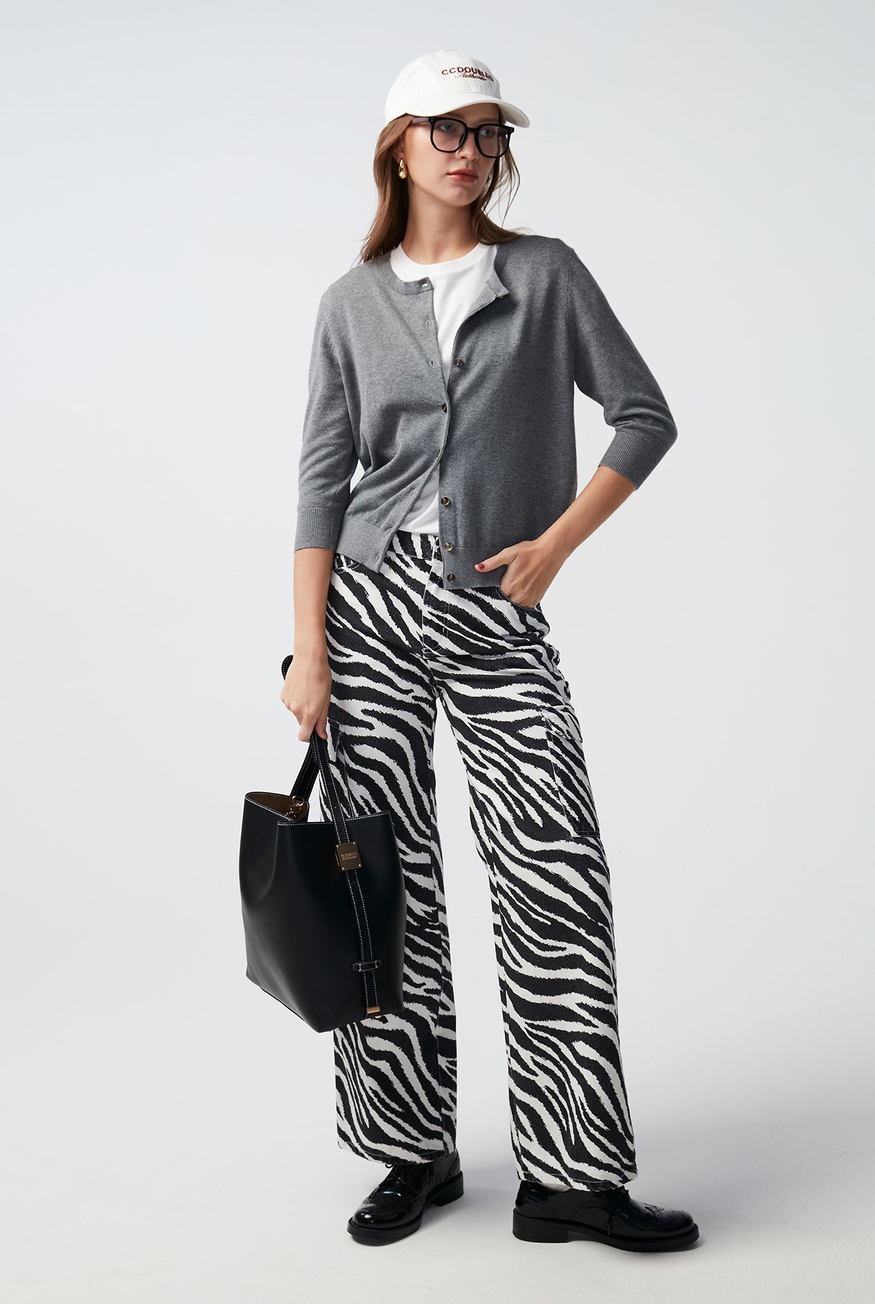 ZEBRA PRINTED CARGO PANTS
