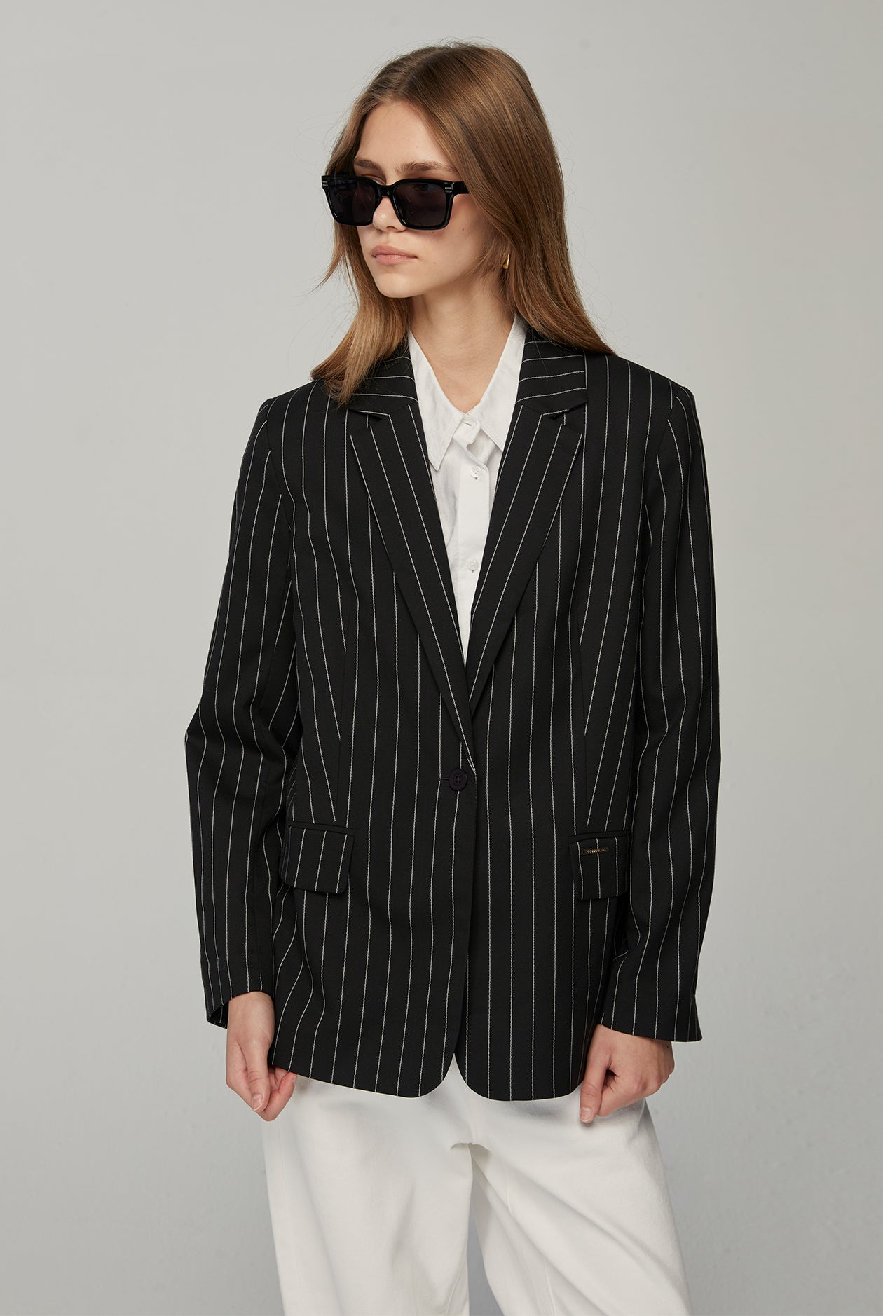 PINSTRIPE BLAZER