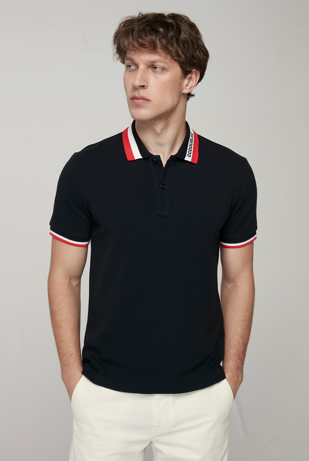 NECK LOGO CONTRAST DETAIL POLO