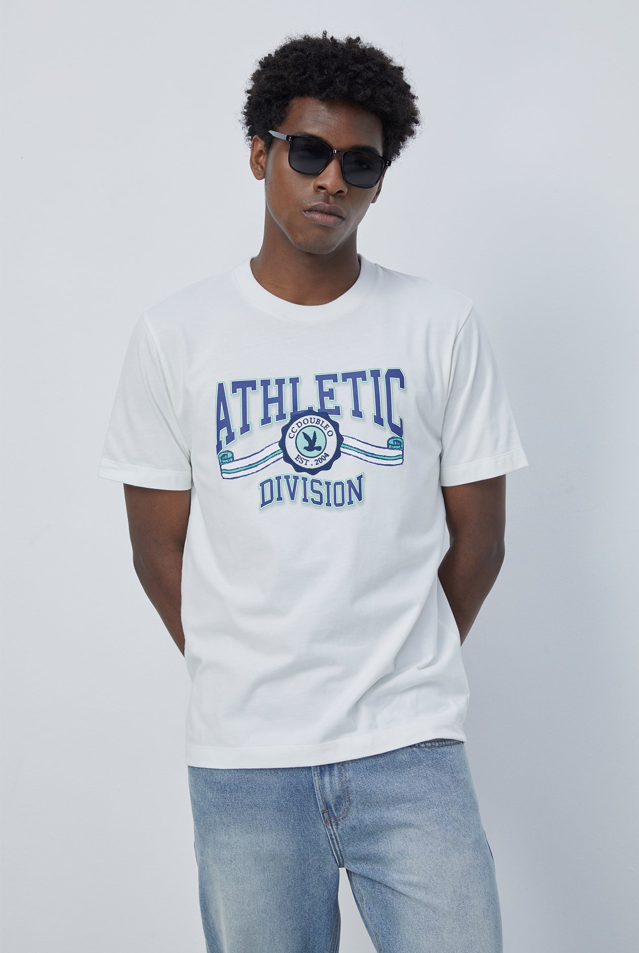 ATHLETIC DIVISION GRAPHIC TEE