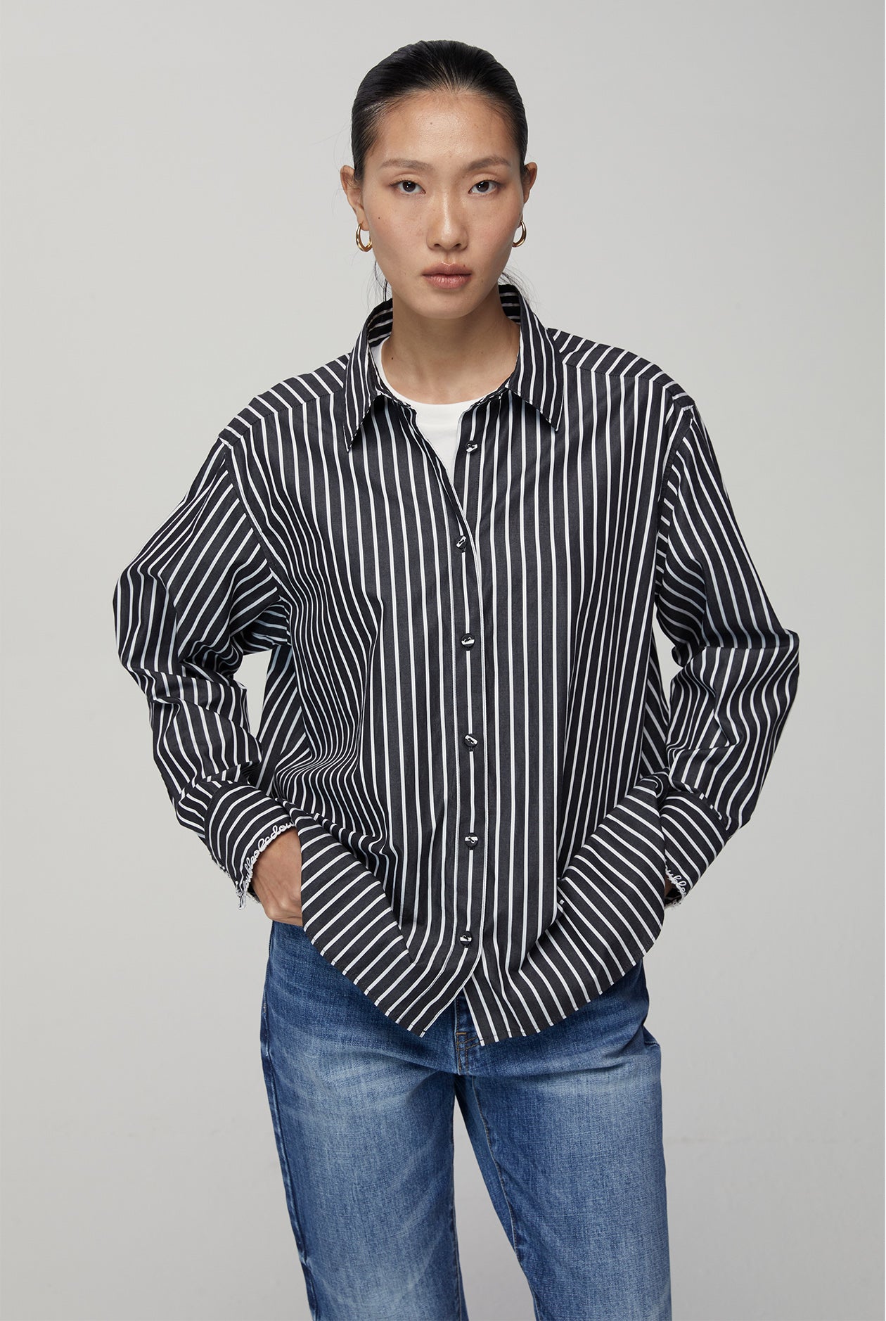 OVERSIZED LONG SLEEVE STRIPED SHIRT