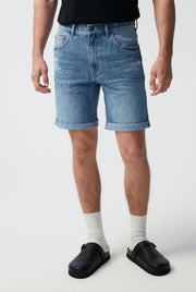 DESTROYED LIGHT BLUE WASH REGULAR SHORT JENAS