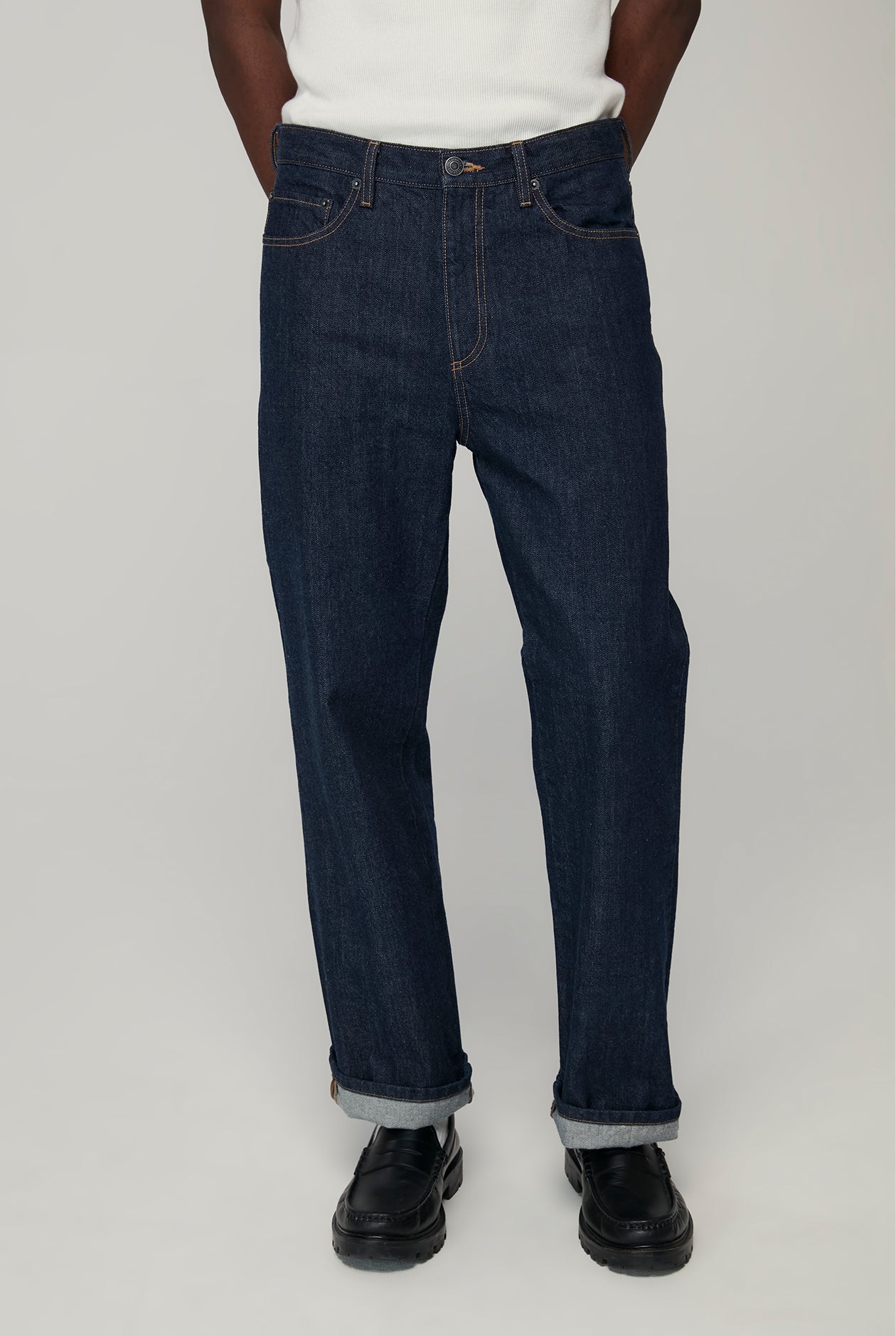 RIGID STRAIGHT JEANS
