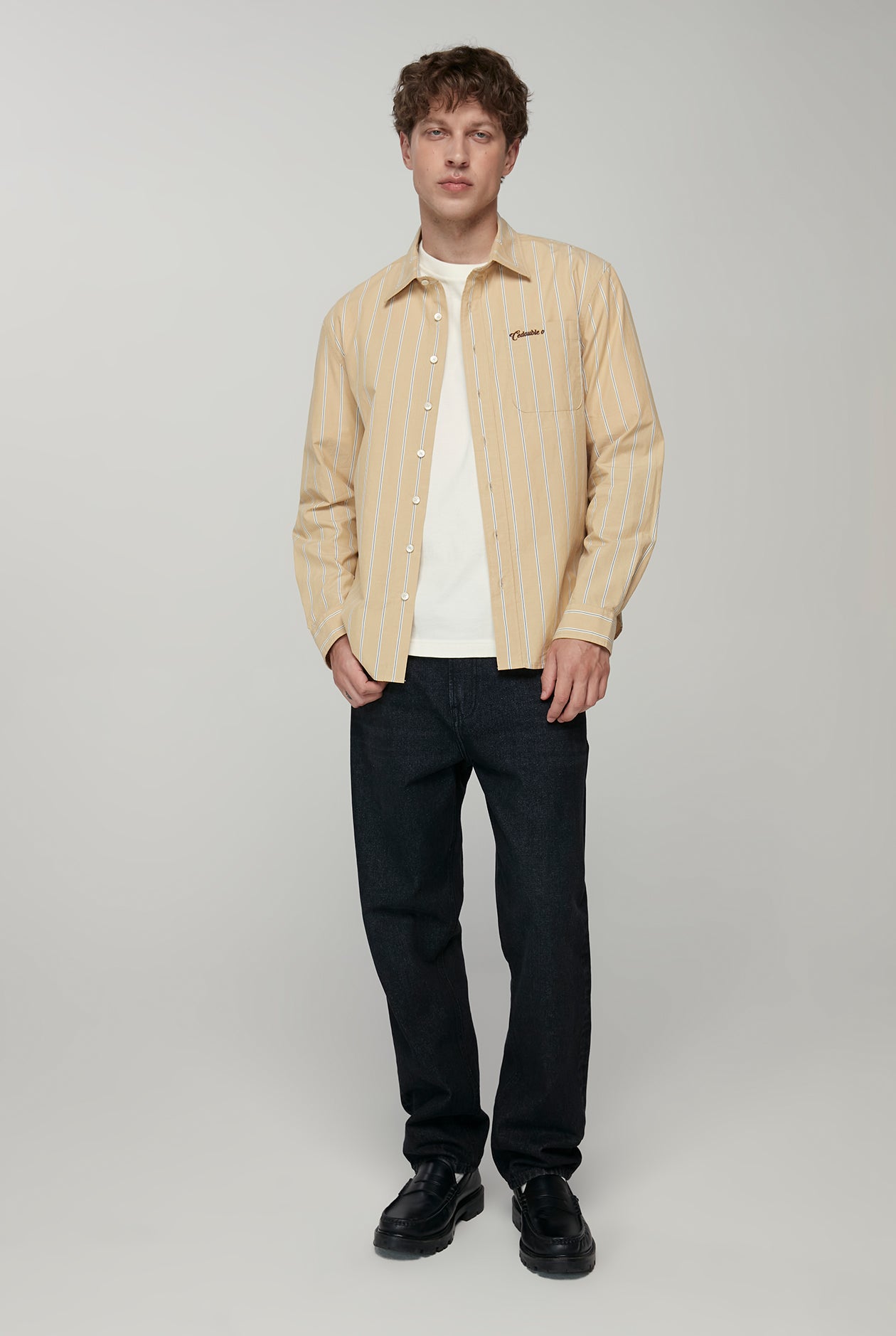 VERTICAL STRIPED LONG SLEEVE SHIRT