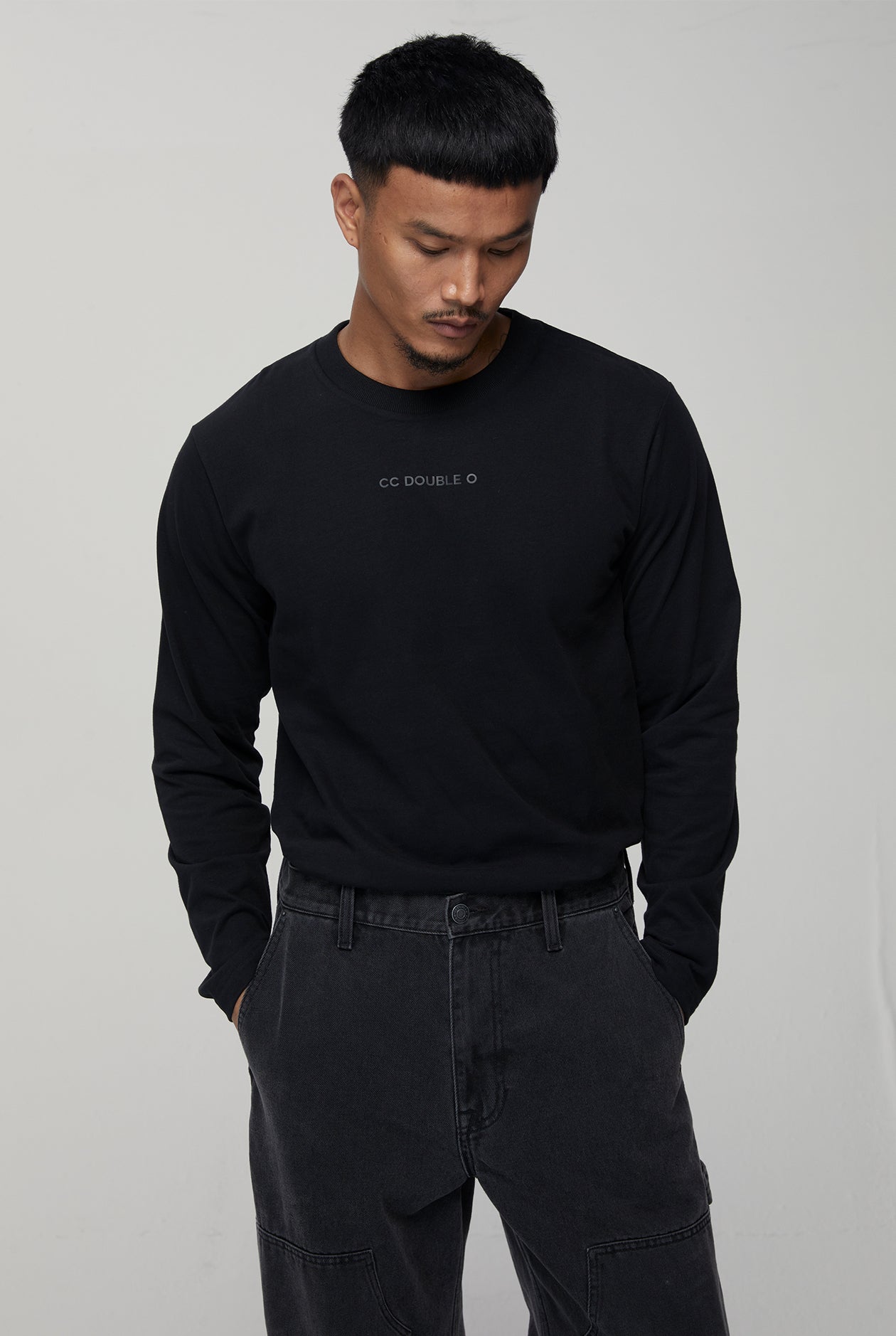 ALPHABET CENTER LOGO SIGNATURE TEE