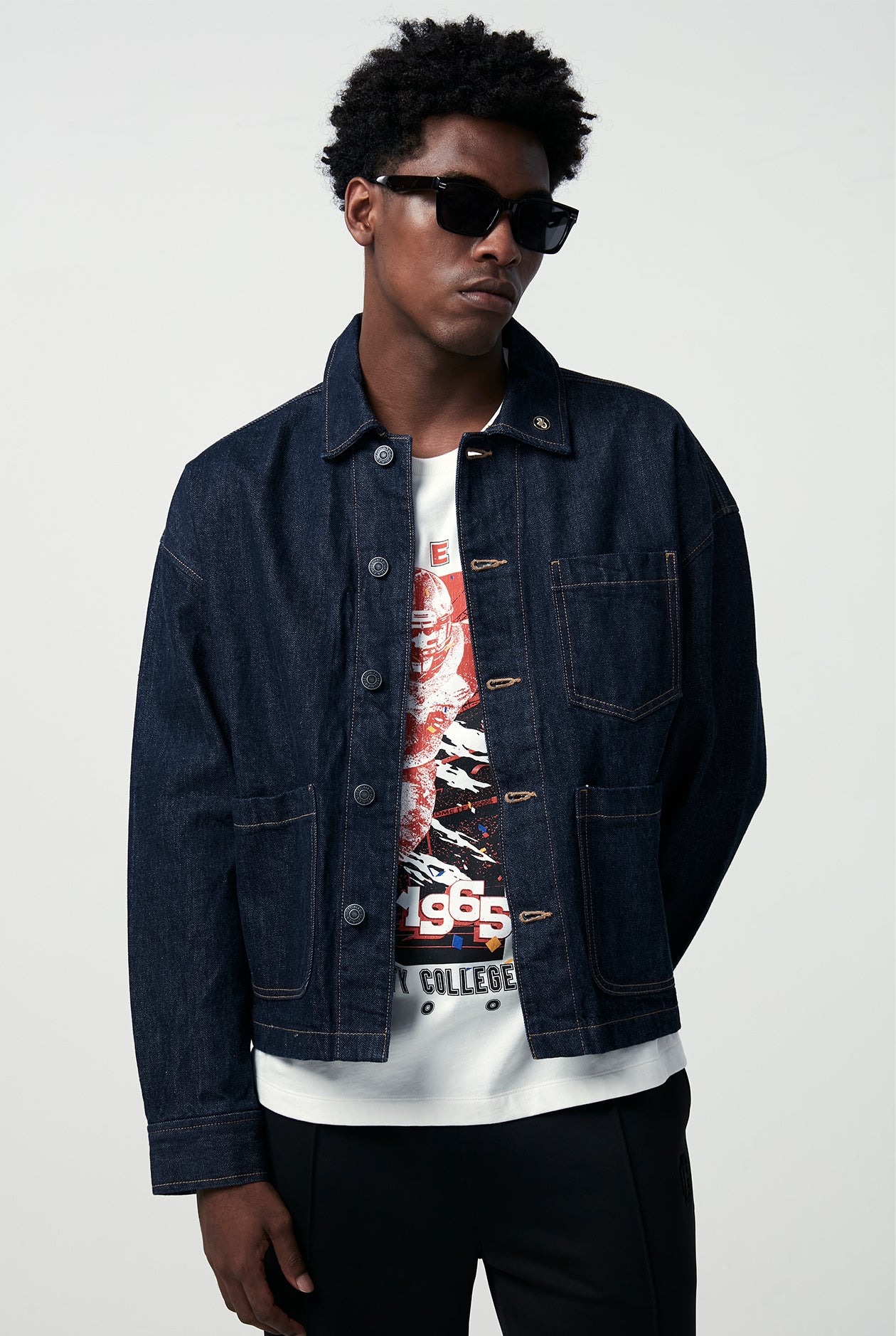 GAME DAY LOGO VINTAGE GRAPHIC TEE