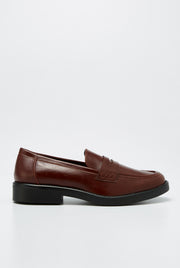 CLASSIC LOAFER SHOES