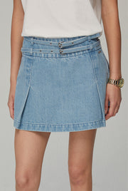 CLASSIC SLIM FIT JEANS