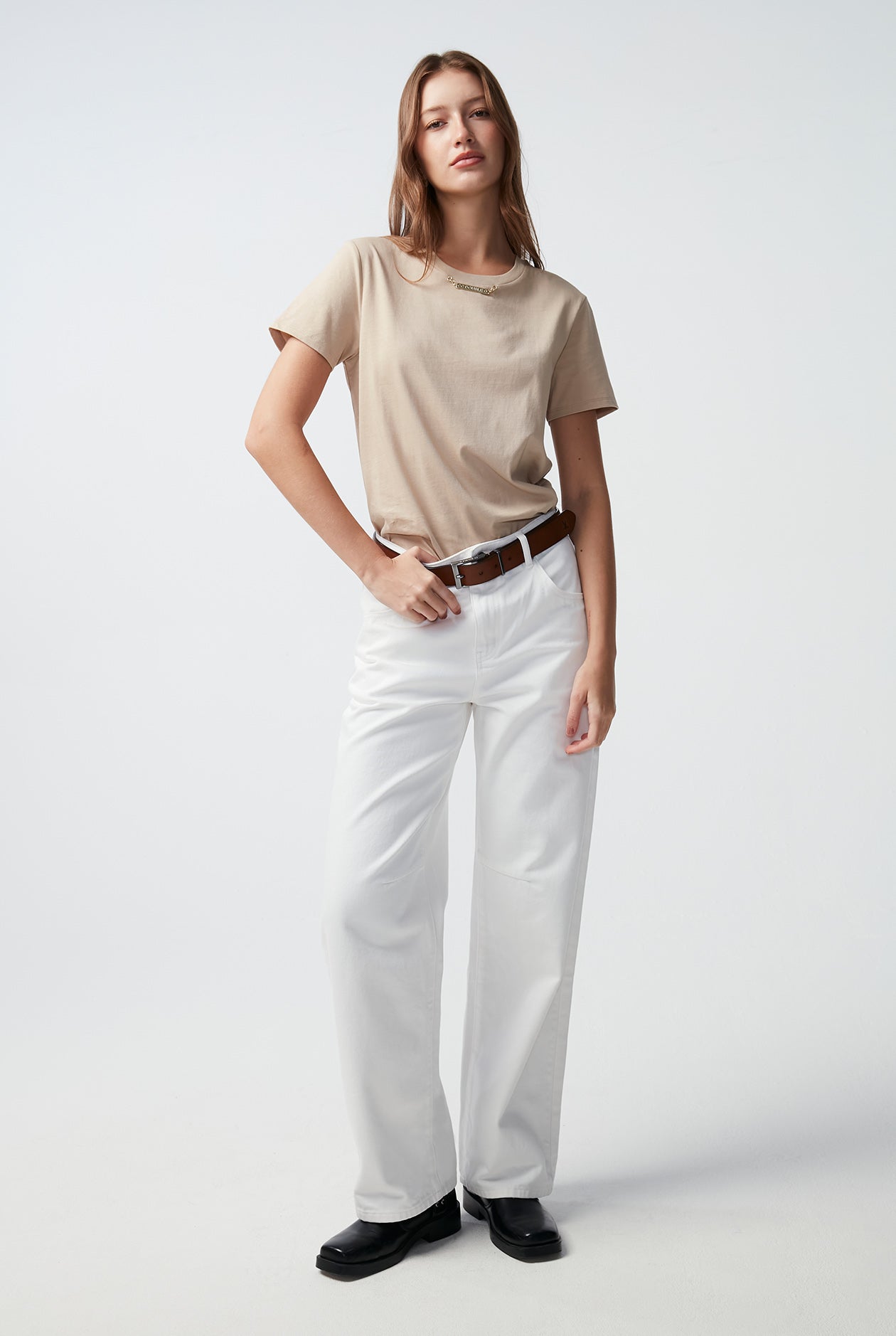 BARREL WHITE JEANS