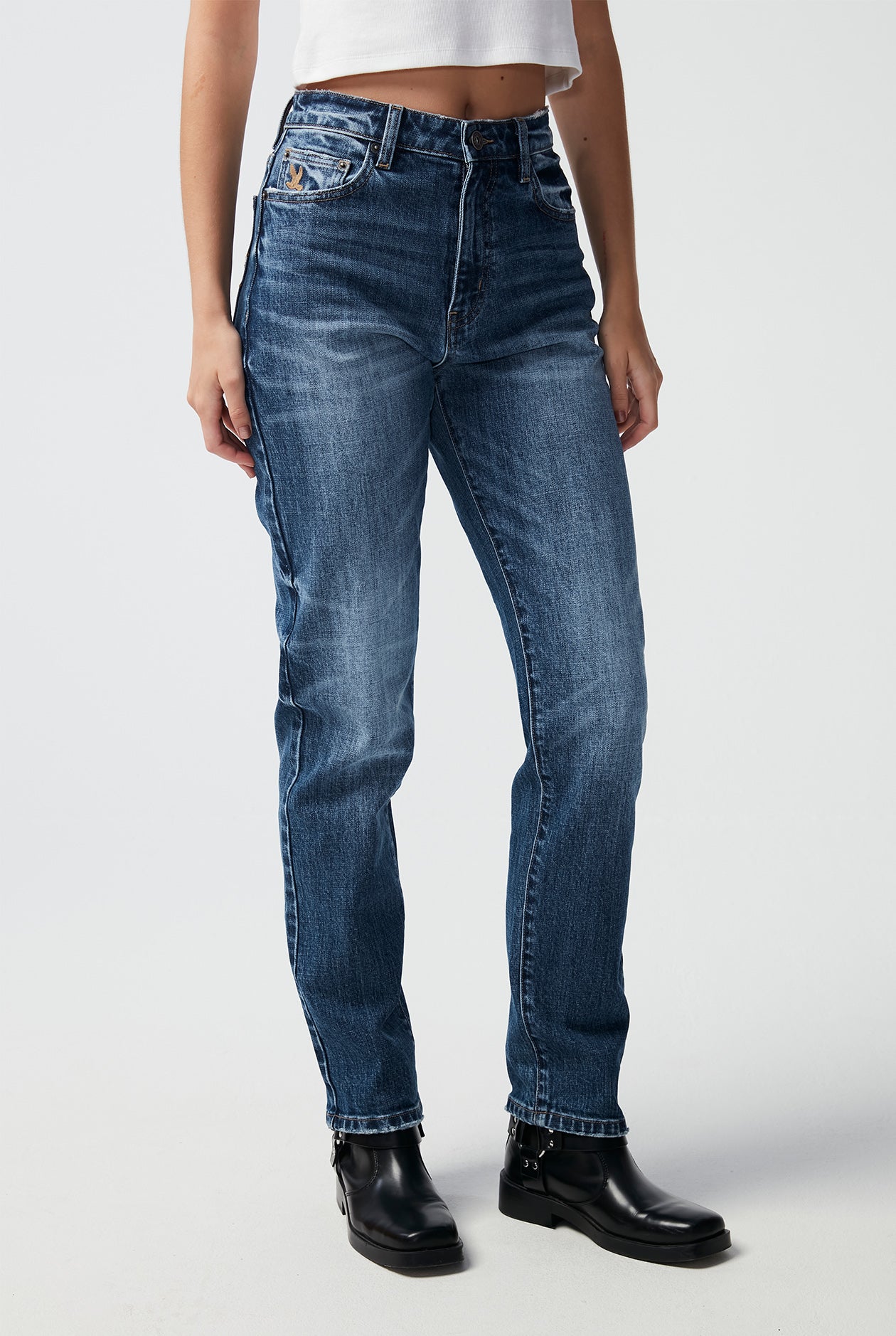 STRAIGHT LEG JEANS