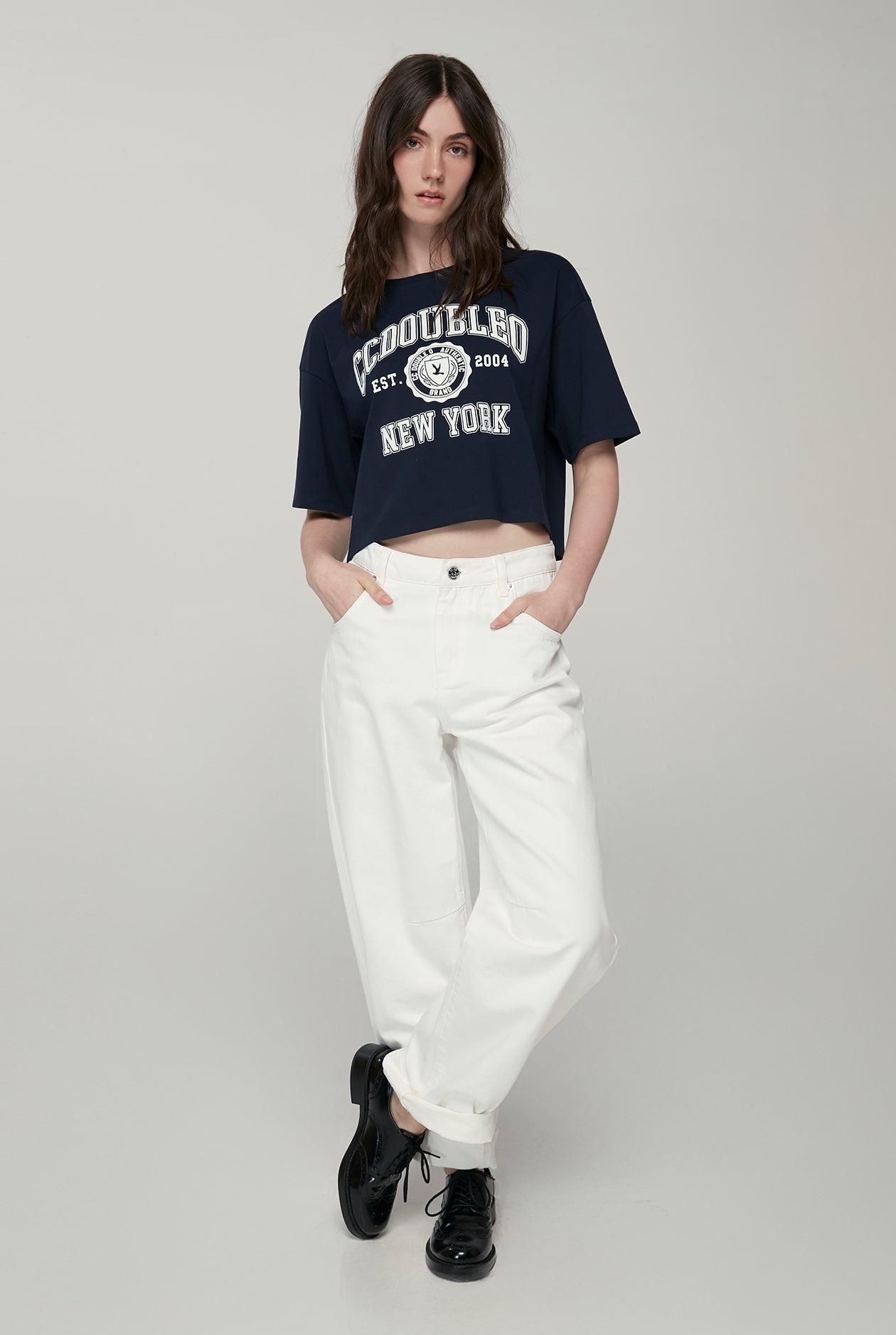 20th ANNIVERSARY LOGO GRAPHIC CROPPED TEE