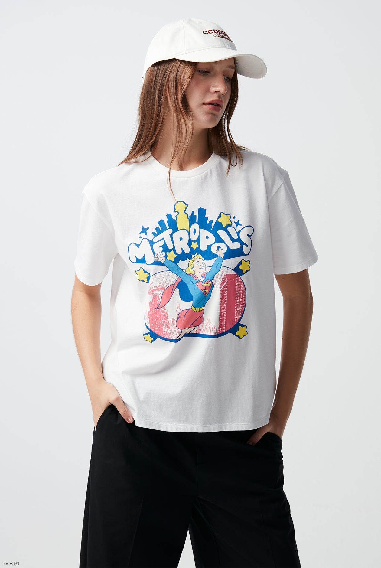 SUPERGIRL GRAPHIC TEE