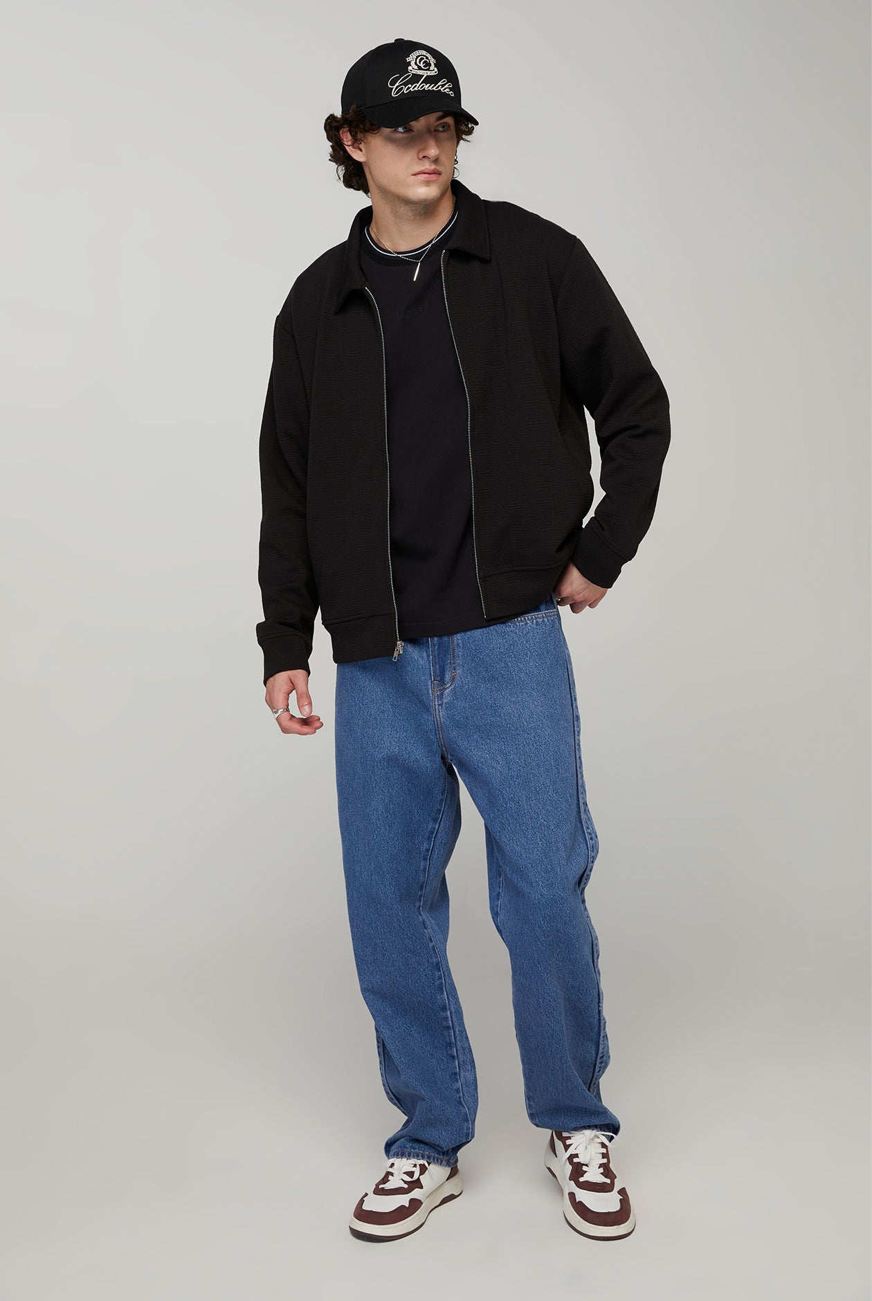 OVERSIZE CONTRAST COLLAR LOGO TEE