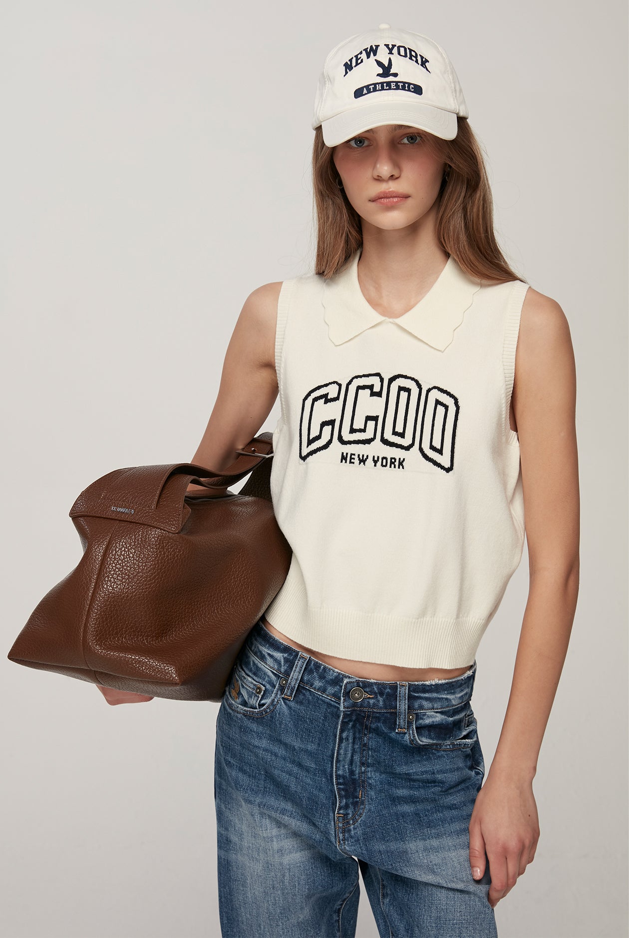 CC DOUBLE O COLLARED LOGO KNITTED VEST