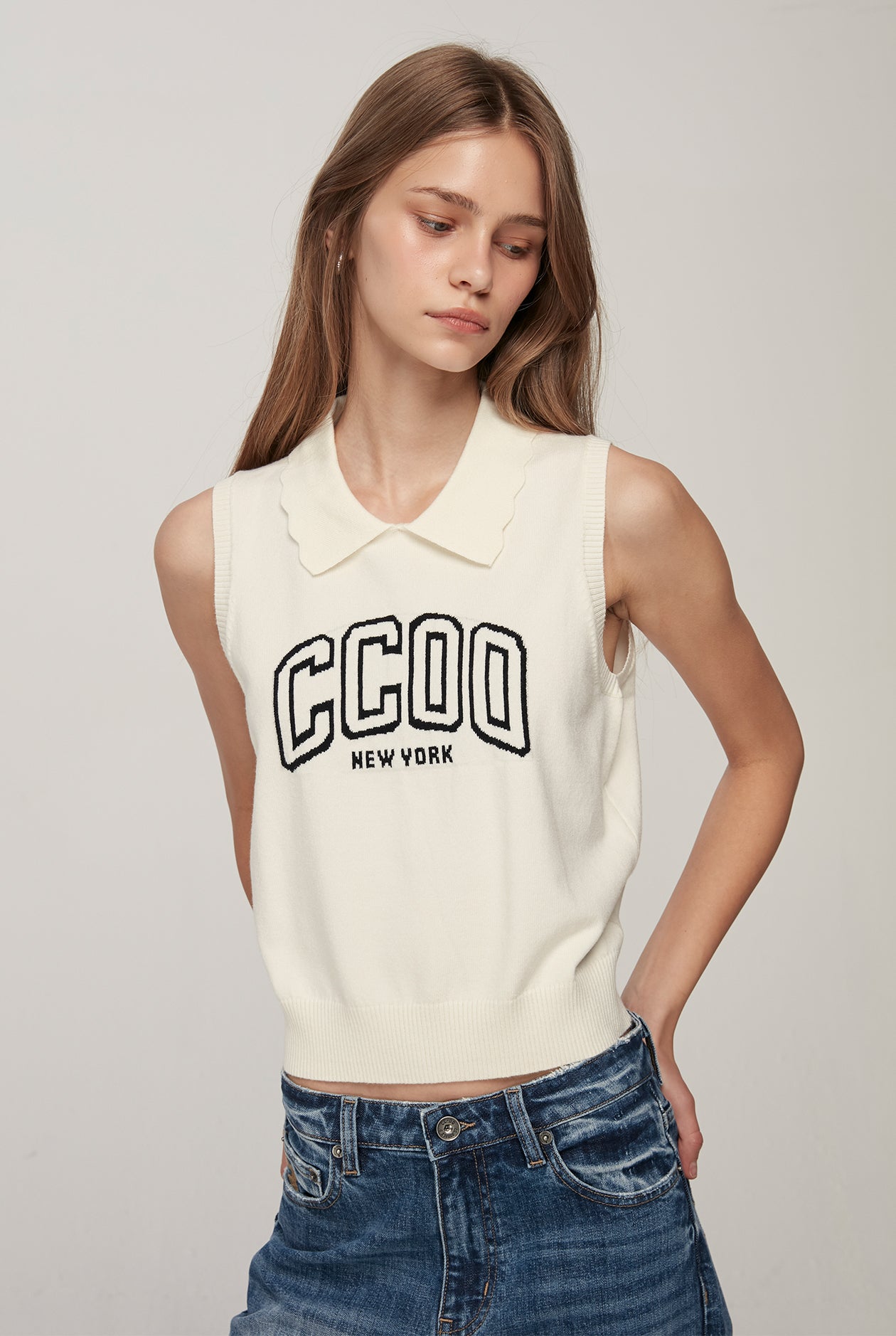 CC DOUBLE O COLLARED LOGO KNITTED VEST