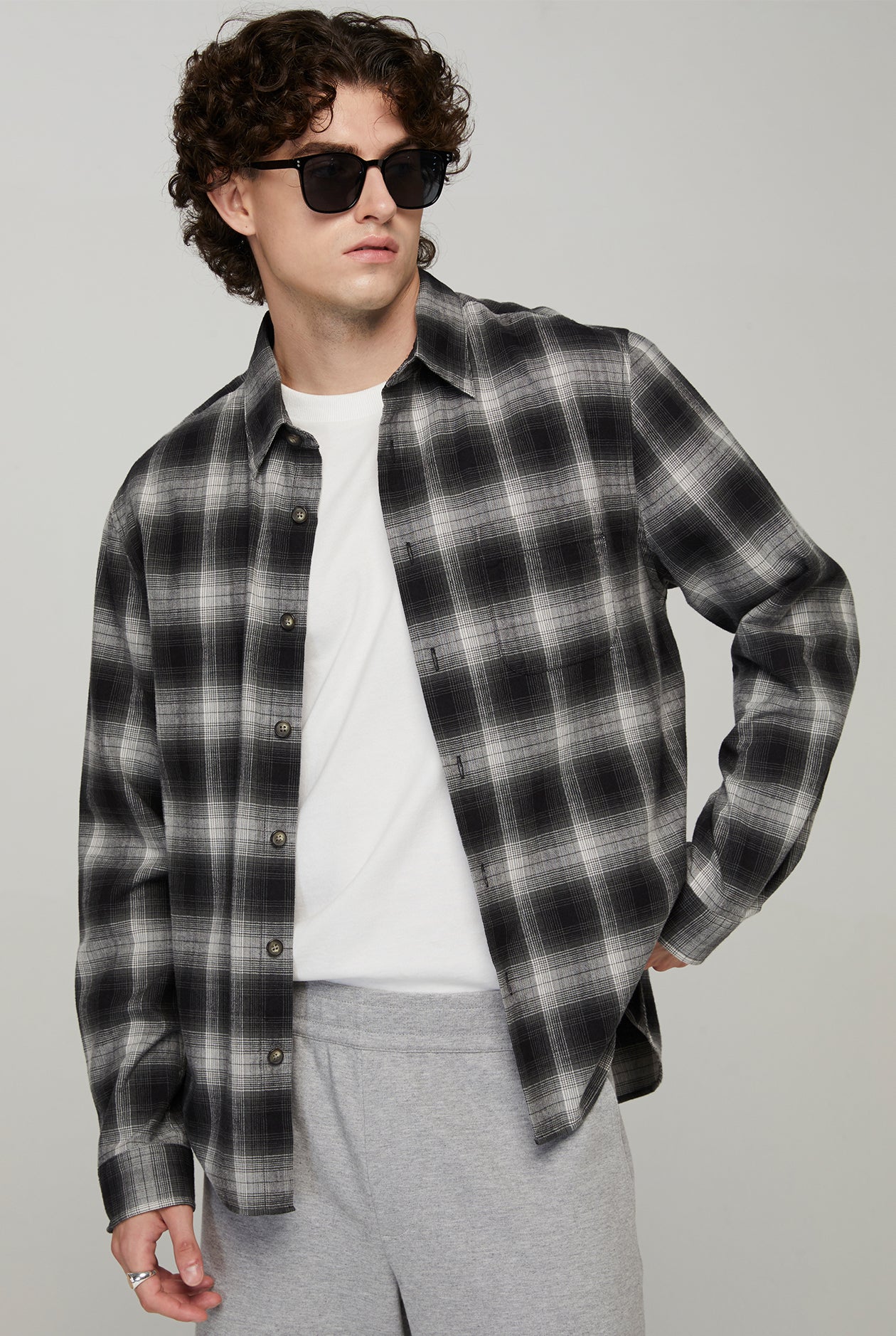 RELAXED LONG SLEEVE FLANNEL SHIRT