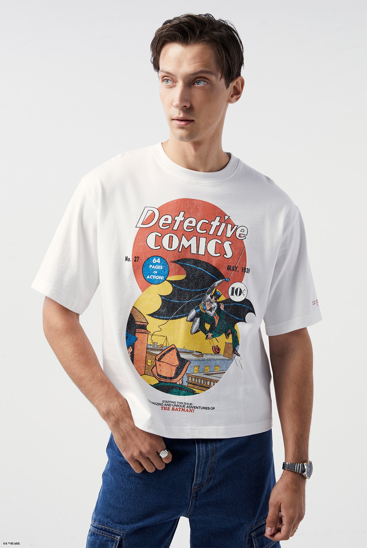 BATMAN DETECTIVE COMICS GRAPHIC TEE