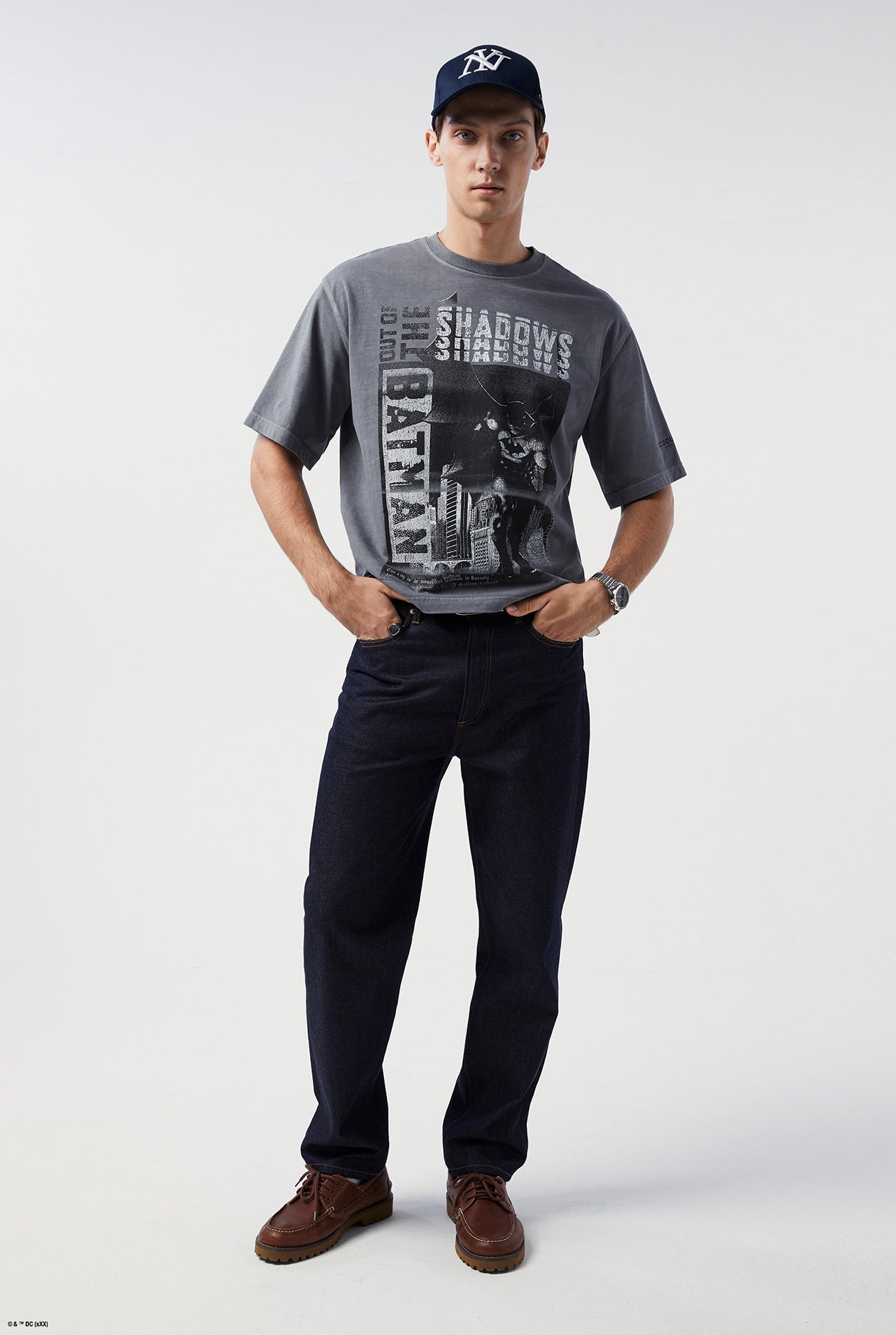 BATMAN OUT OF THE SHADOWS GRAPHIC TEE