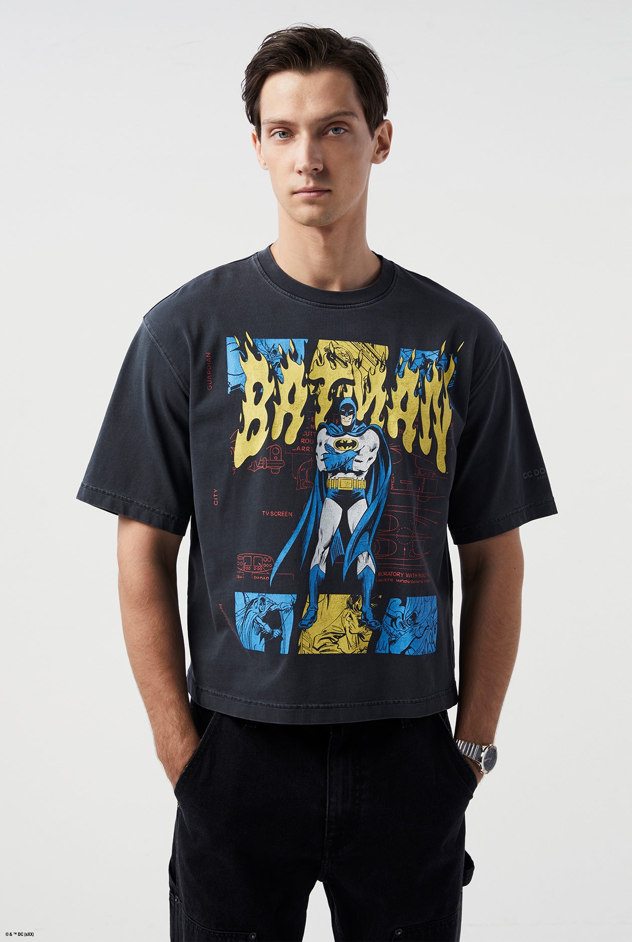 BOXY FIT BATMAN GRAPHIC TEE