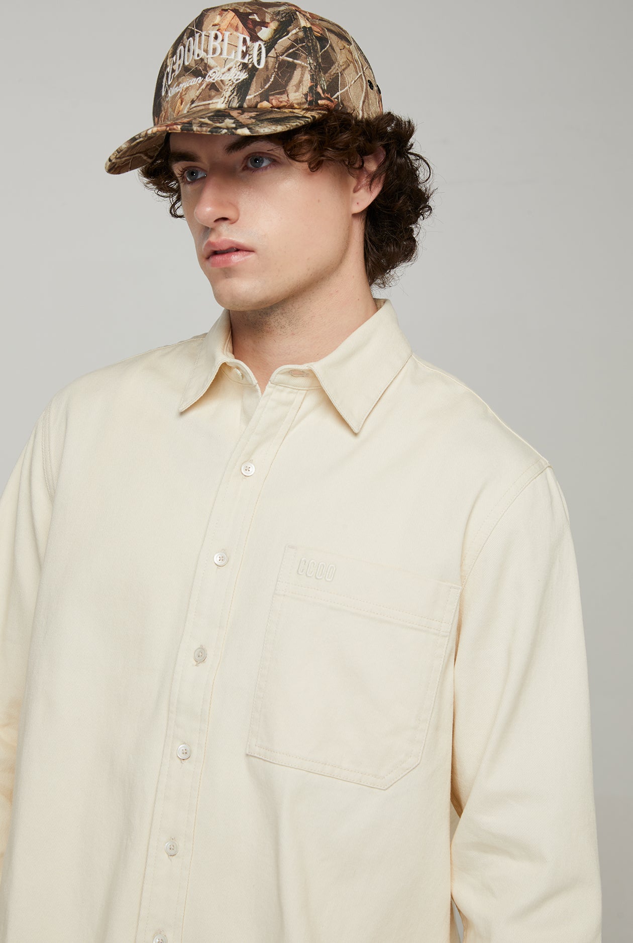 RELAXED ON-TONE LOGO POCKET SHIRT