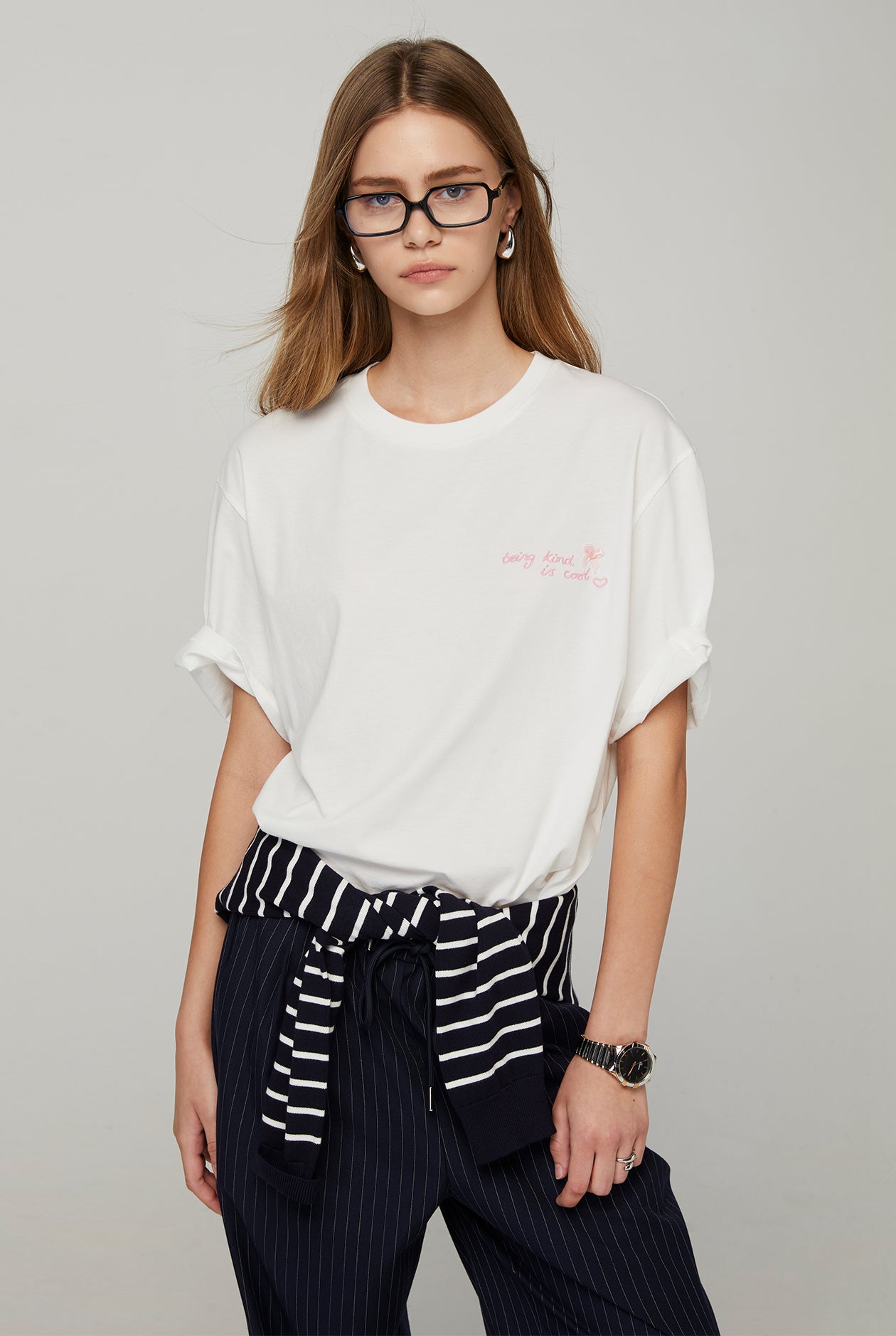 RIBBON GRAPHIC OVERSIZED TEE