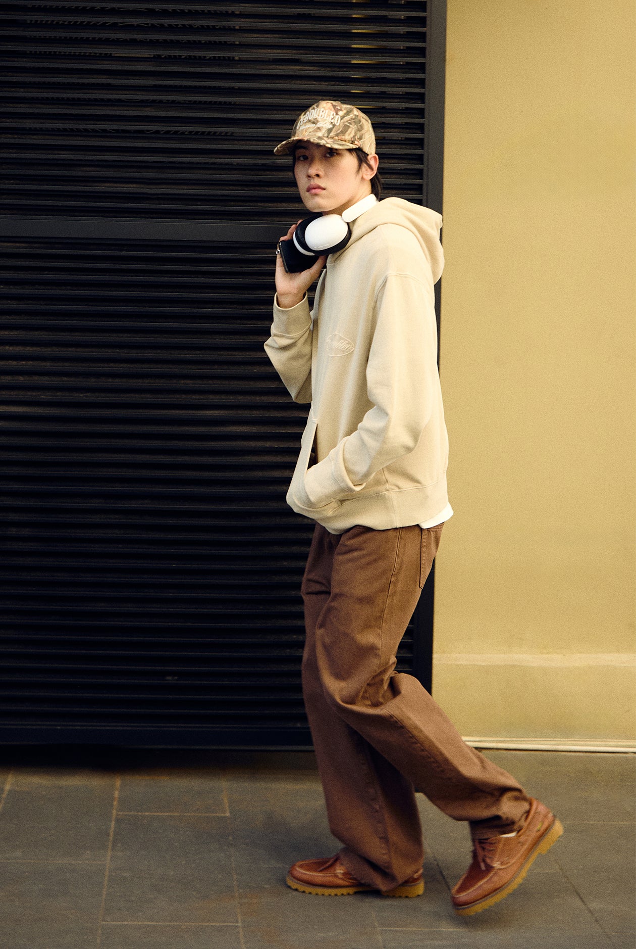 GARMENT DYED BOXY HOODIE