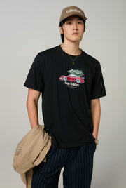 HAPPY HOLIDAY GRAPHIC TEE