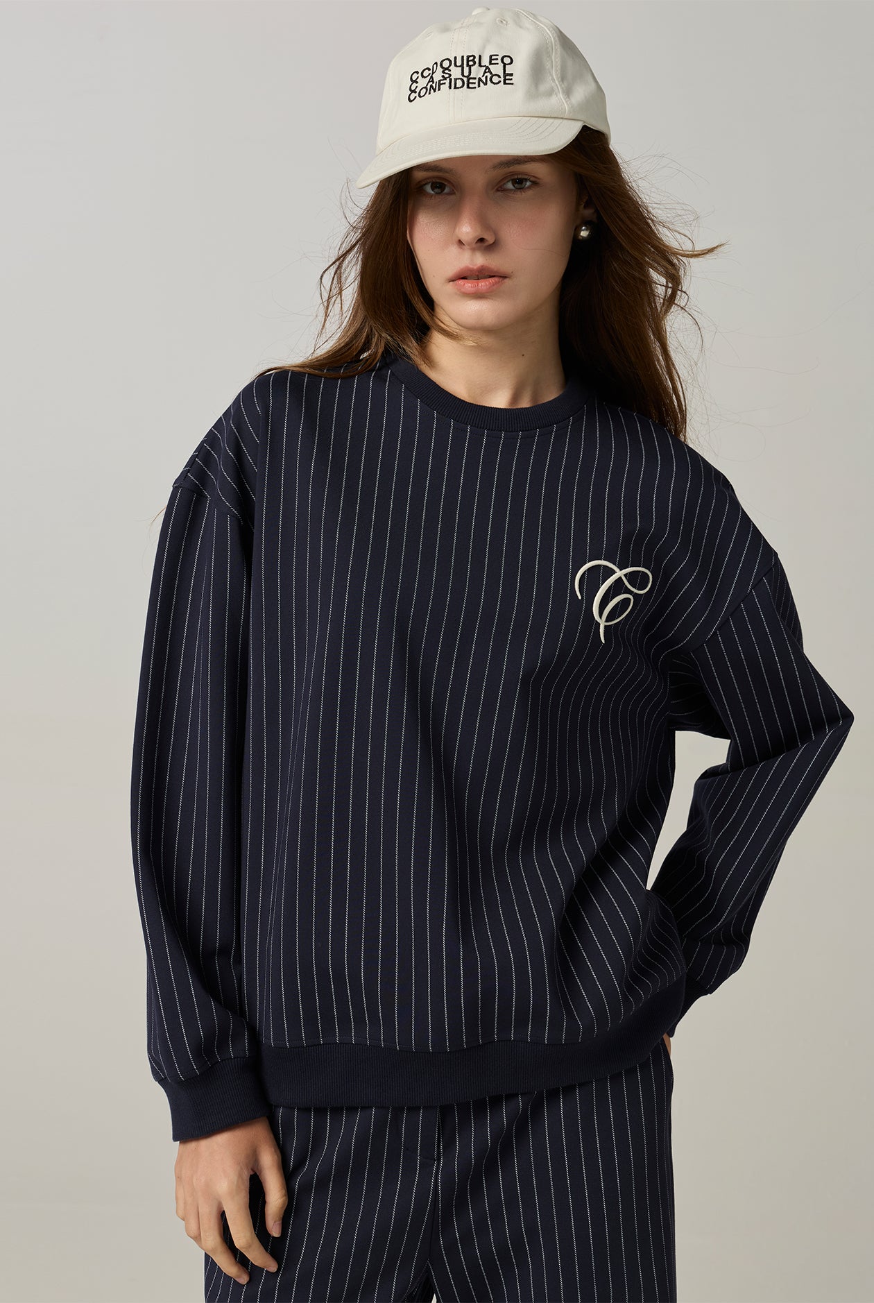 PINSTRIPED SWEATSHIRT