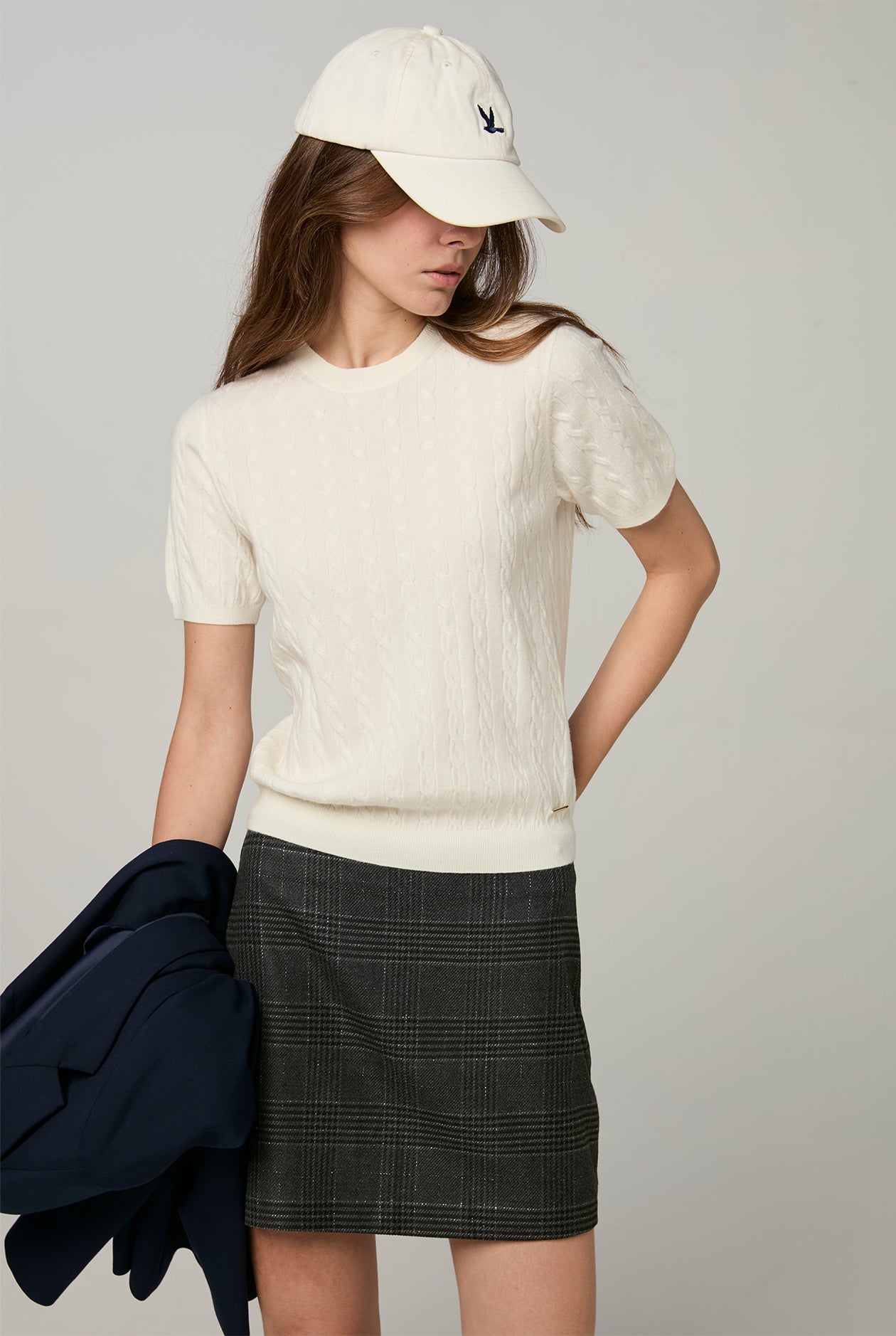 CLASSIC SHORT SLEEVE SWEATER