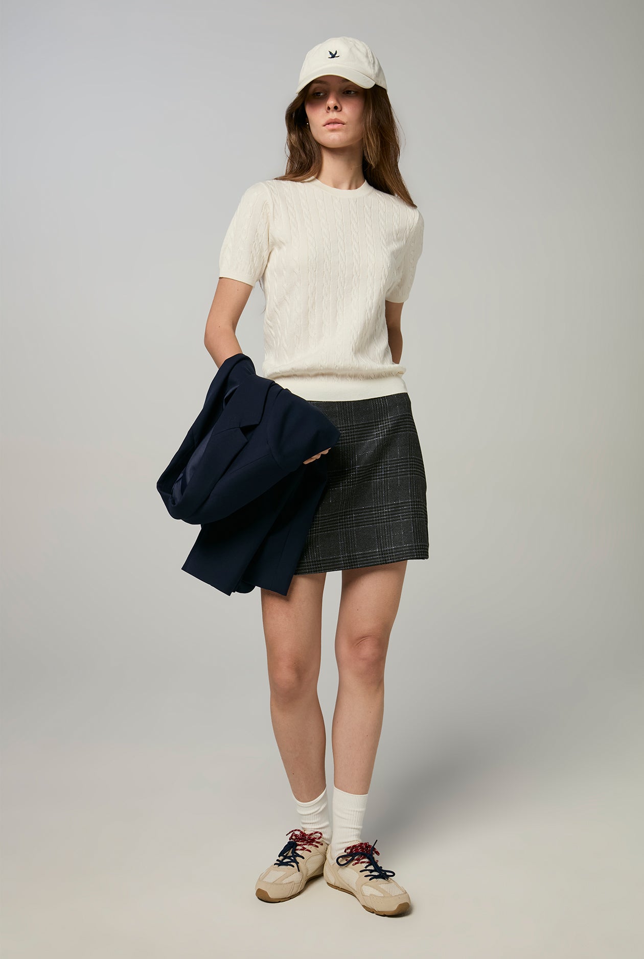 CLASSIC SHORT SLEEVE SWEATER
