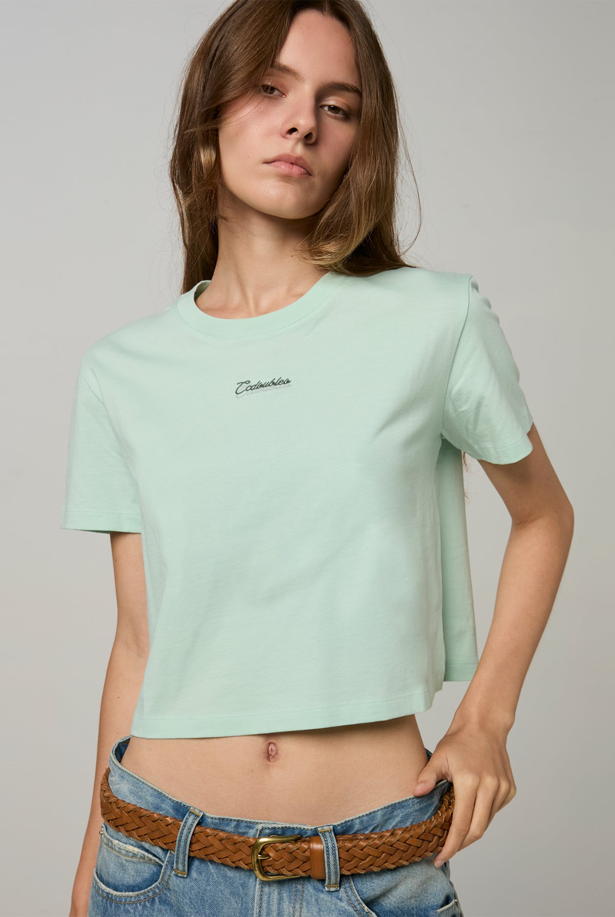 OVERLAP CC DOUBLE O CROP TEE