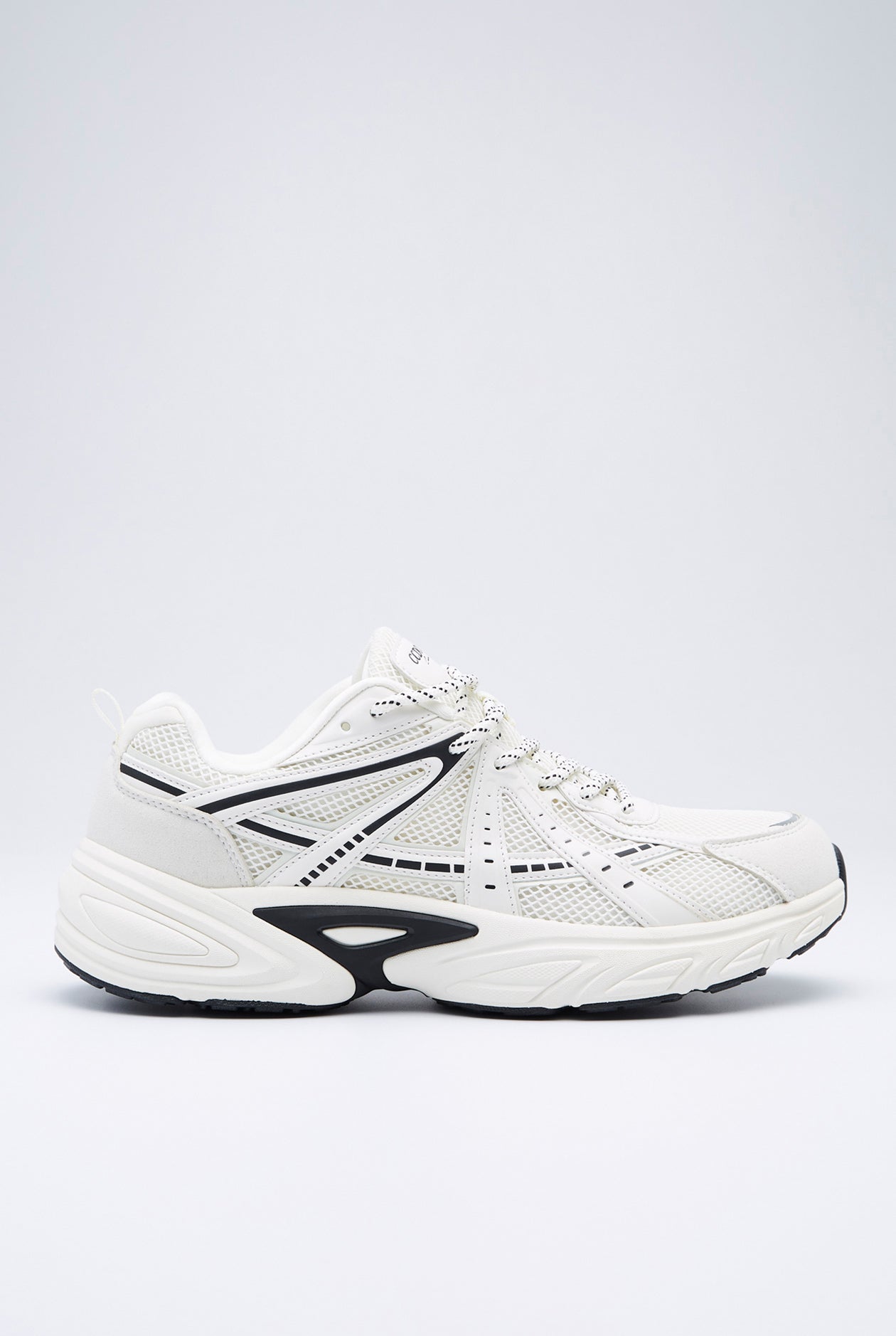 OFF WHITE PERFORMANCE RUNNER SNEAKERS