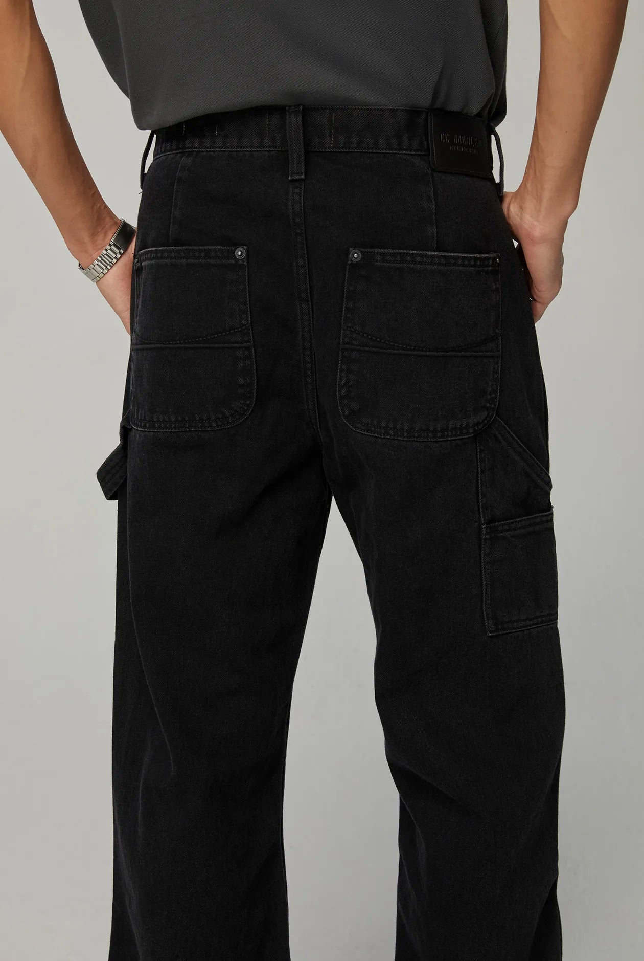 BLACK WASH CARPENTER JEANS