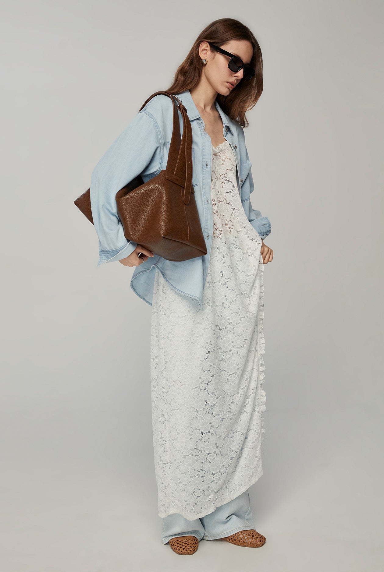 LACE TRIM TUNIC DRESS