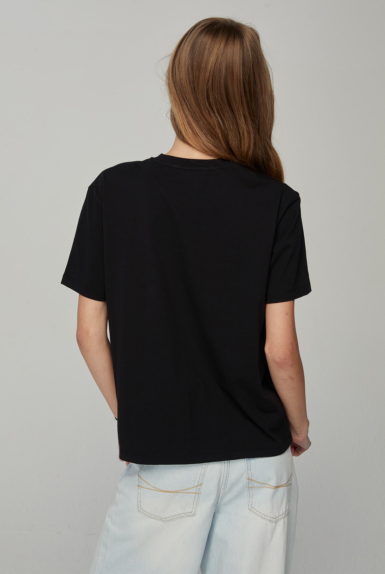 CITY OVERSIZED GRAPHIC TEE