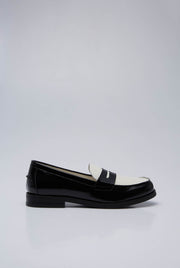 BLACK AND WHITE PENNY LOAFERS