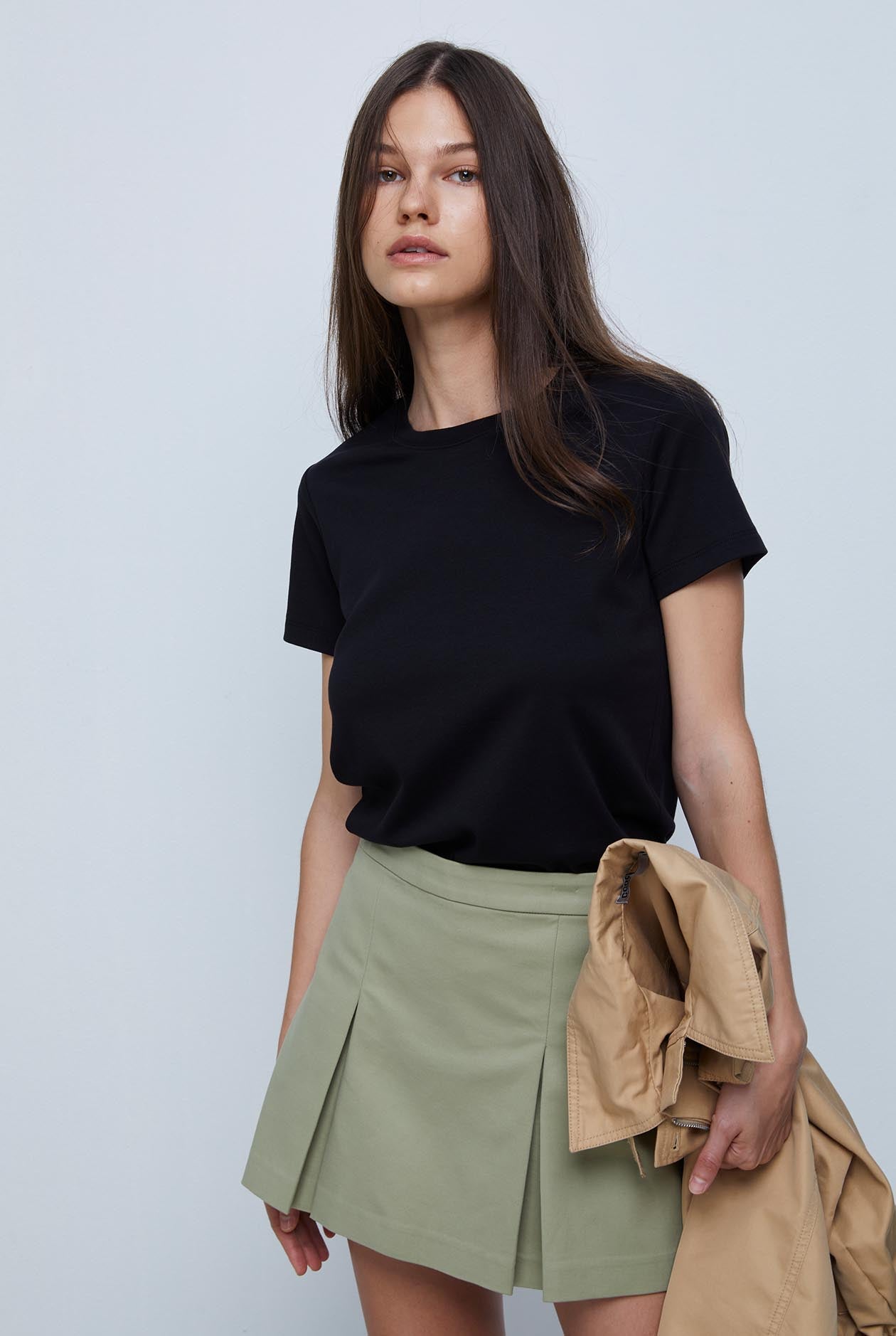 ROUND NECK TEE