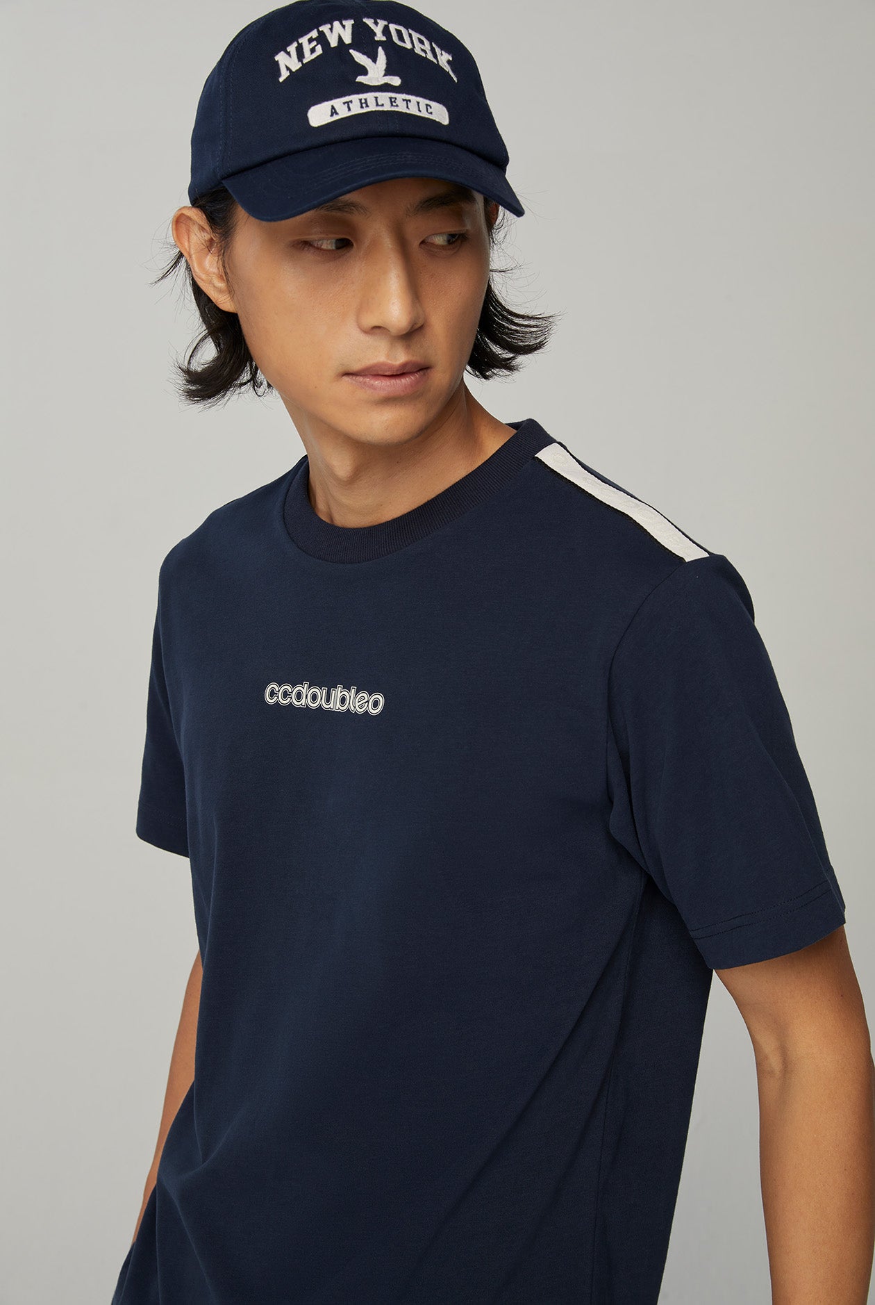 STRIPED PANEL LOGO TEE