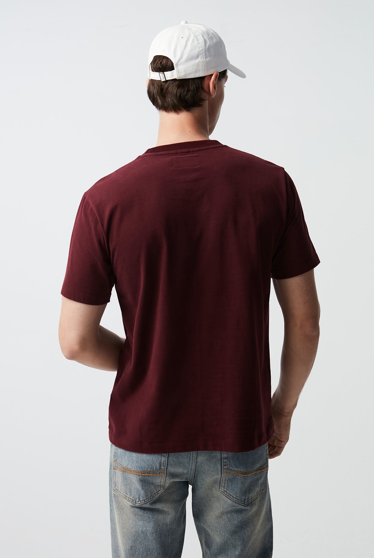 ALPHABET COLLEGE LOGO GRAPHIC TEE