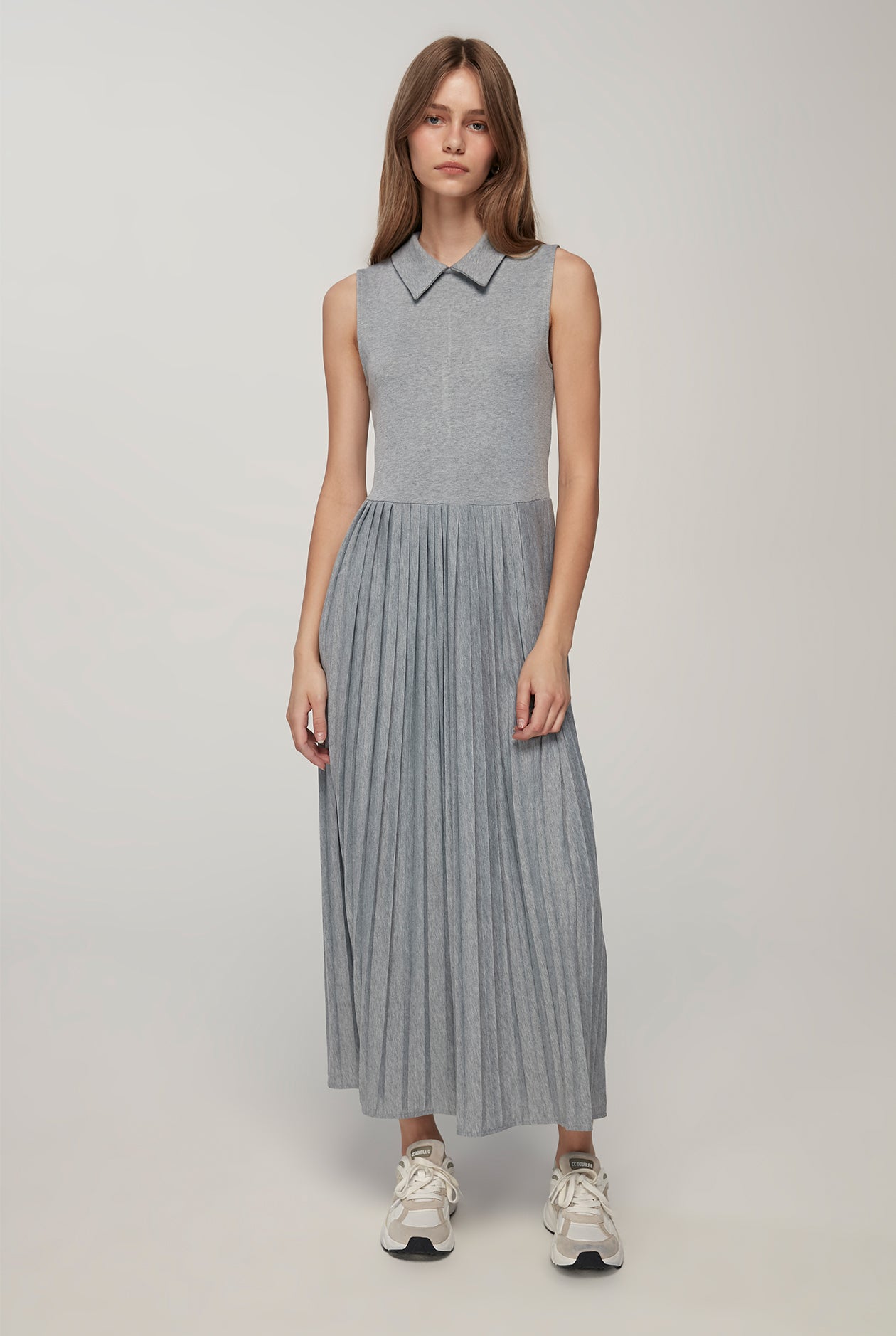 SLEEVELESS PLEATED DRESS