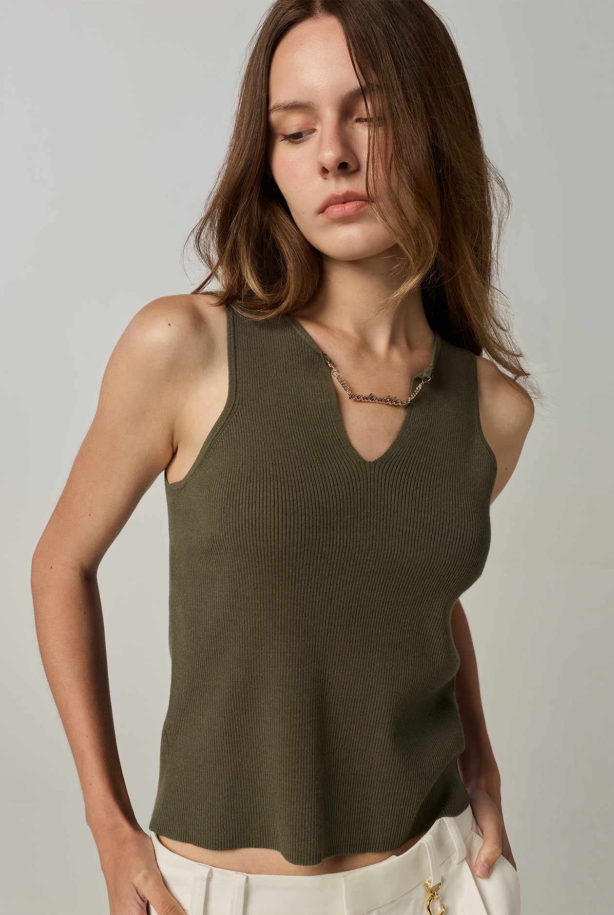CHAIN RIBBED SLEEVELESS TOP Green / L