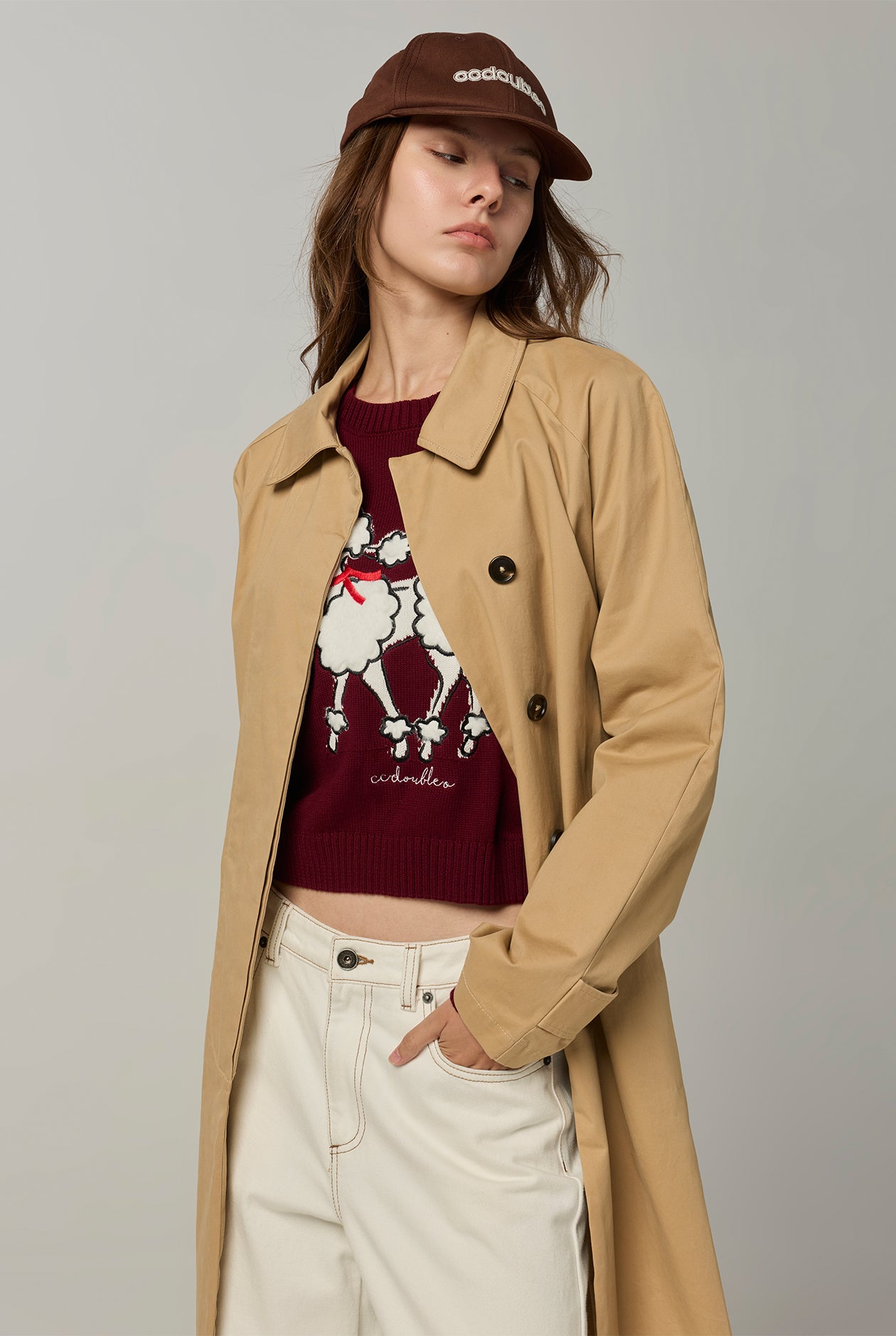 SHEEP EMBROIDERED SWEATER