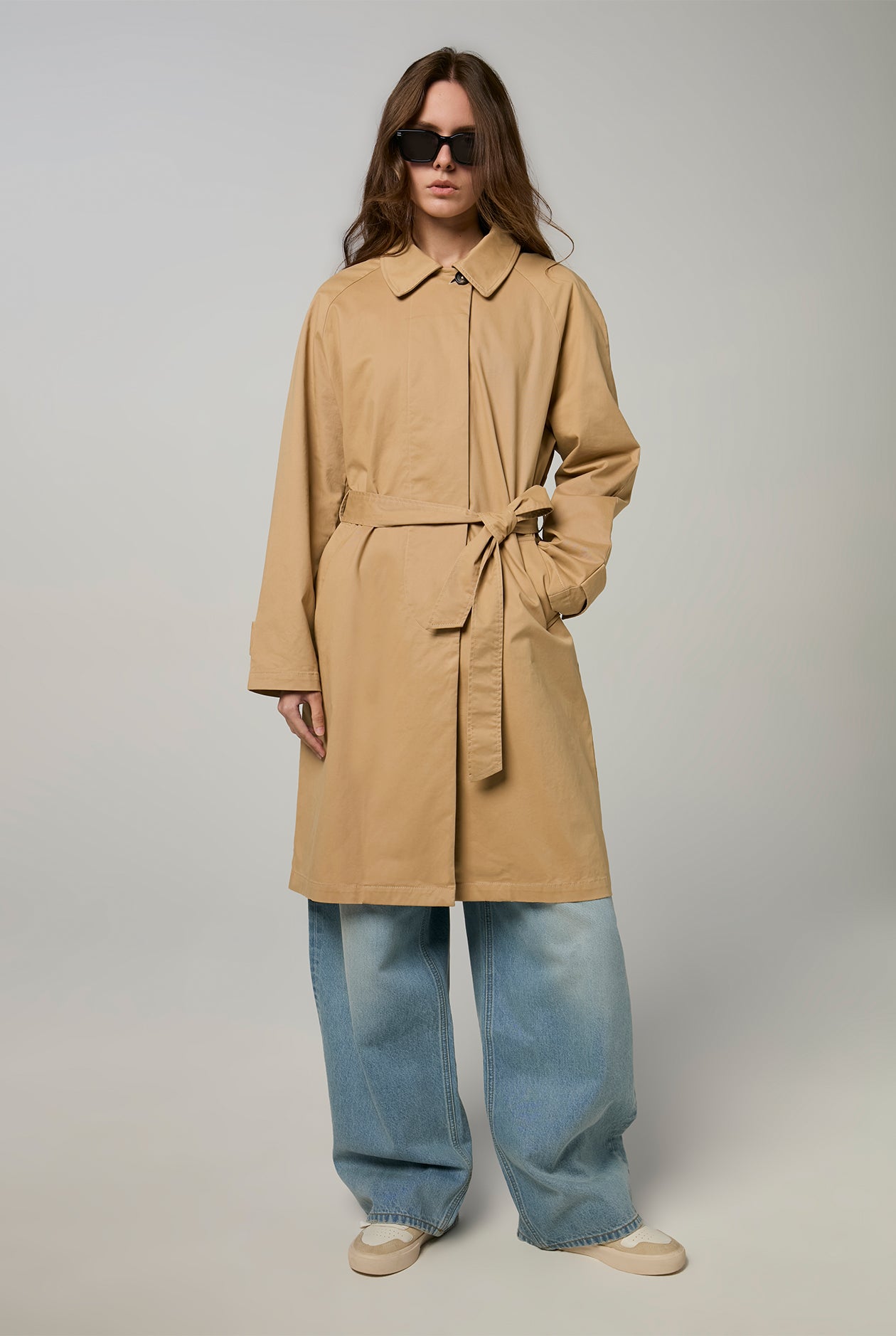 VINTAGE TRENCH COAT