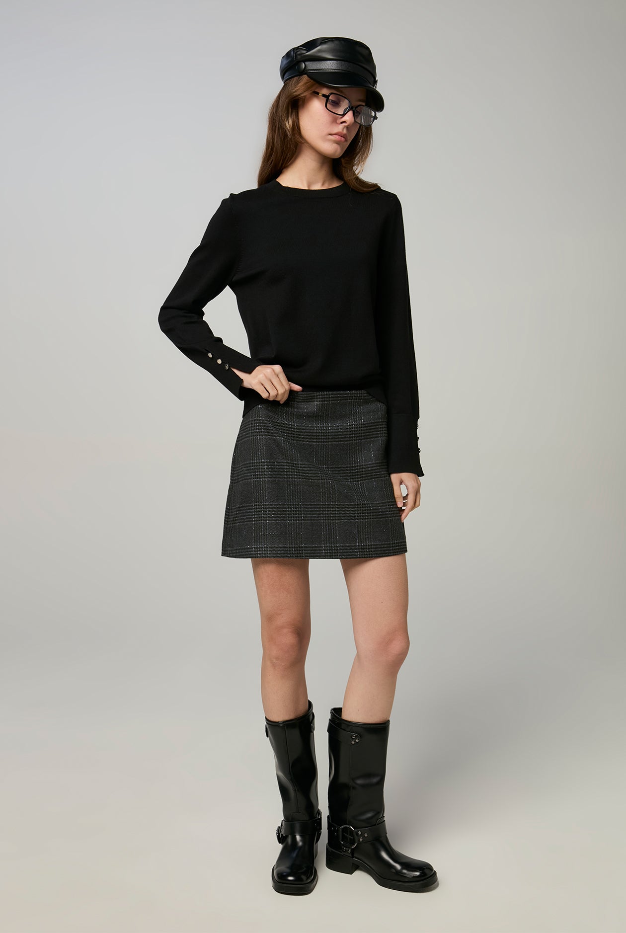 BUTTON CUFF SLEEVES SWEATER