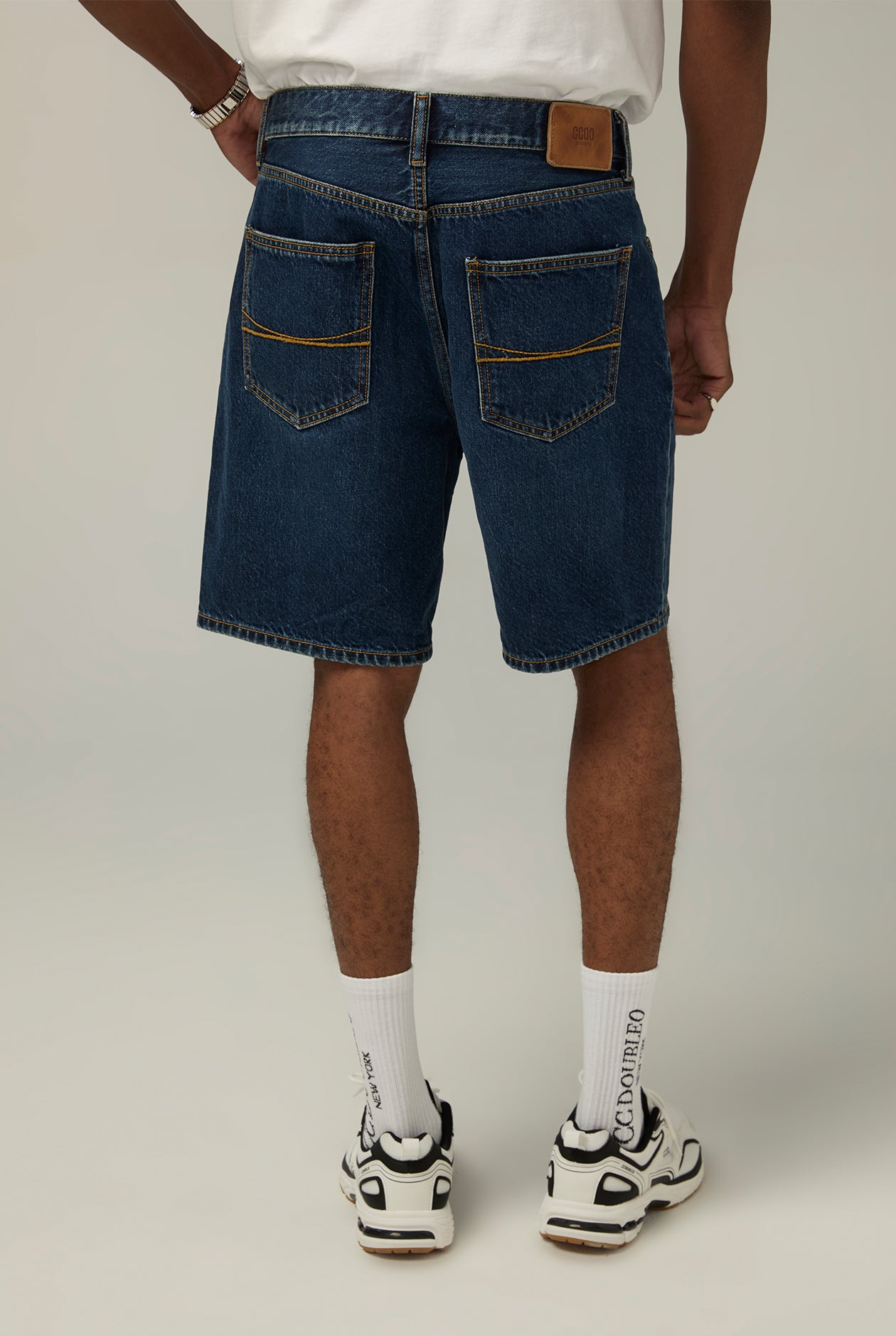 DARK BLUE WASH STRAIGHT DENIM SHORTS Dark Blue / 38