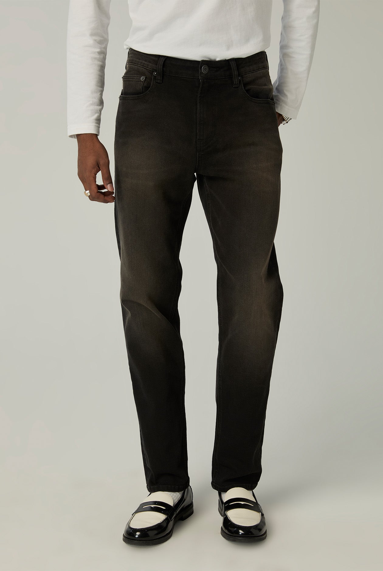 BLACK WASH SLIM FIT JEANS