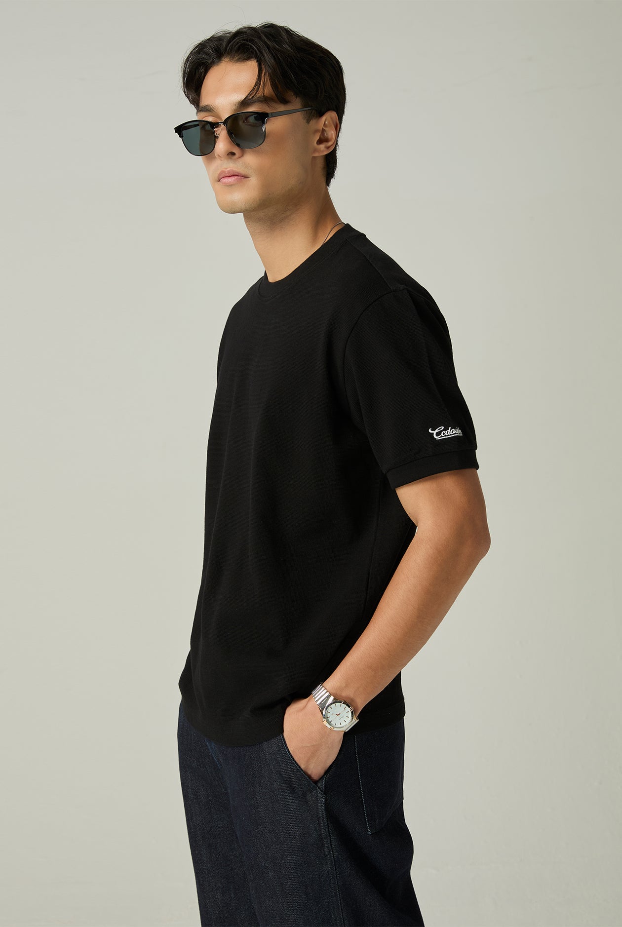 RELAXED ARM LOGO TEE - CC Double O Official Store