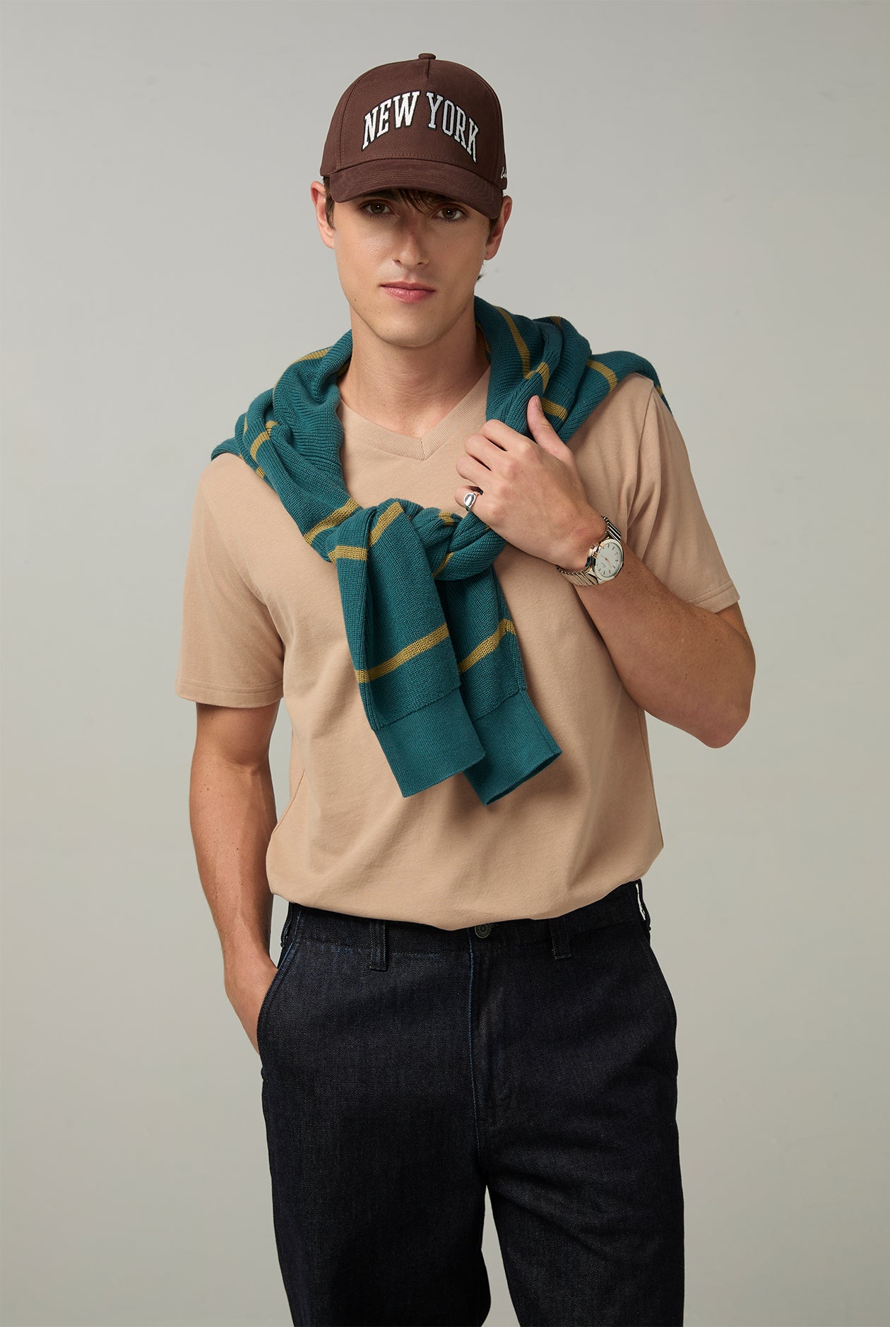 BIRD LOGO SIGNATURE V-NECK TEE