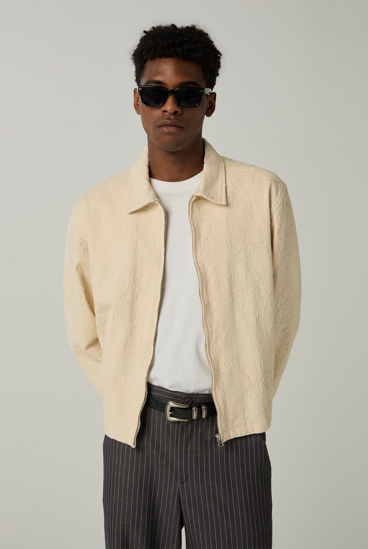 EMBROIDERED TEXTURE ZIP JACKET